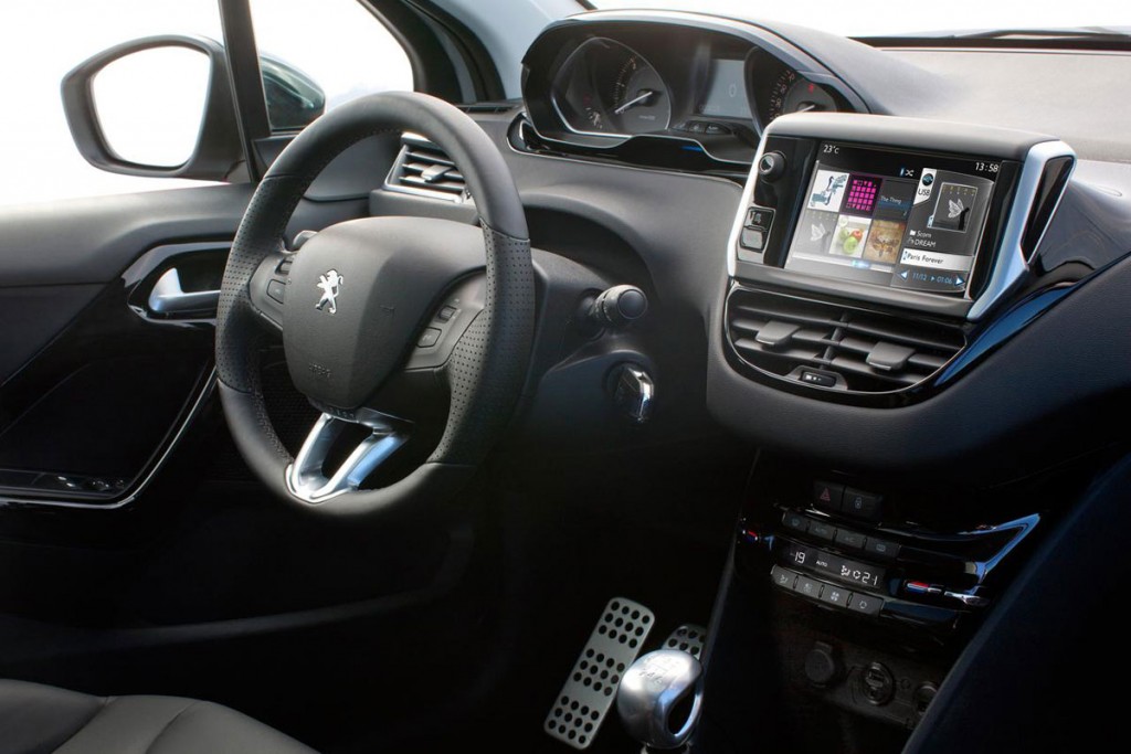 TEST: Peugeot 208 1.6 THP Deneyimi