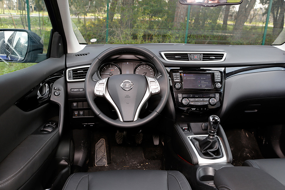 nissan4