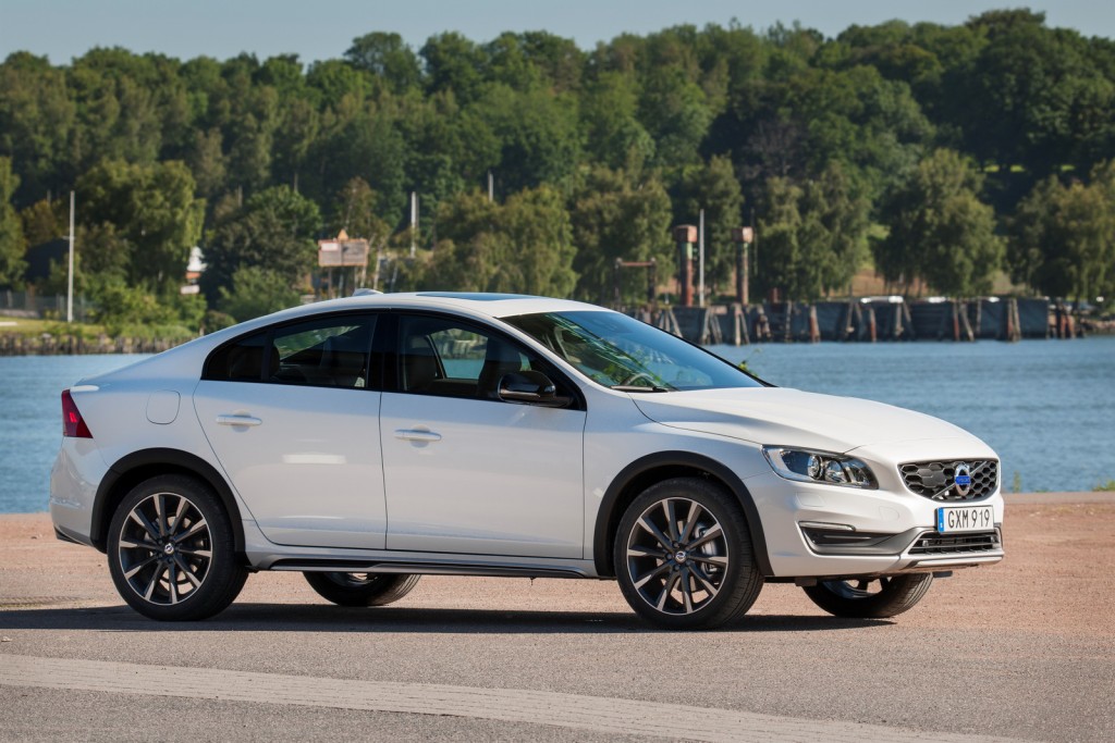 Maceracı Volvo S60 Cross Country