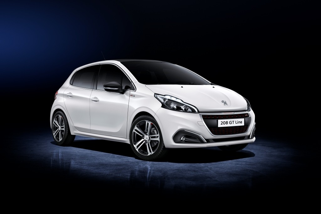 2015-Peugeot-208 (4)