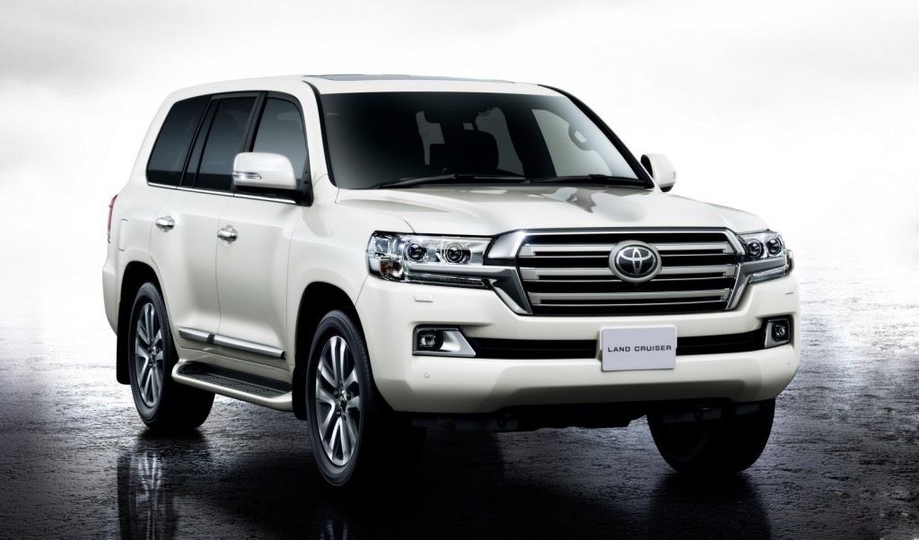 Toyota-Land-Cruiser-200-1