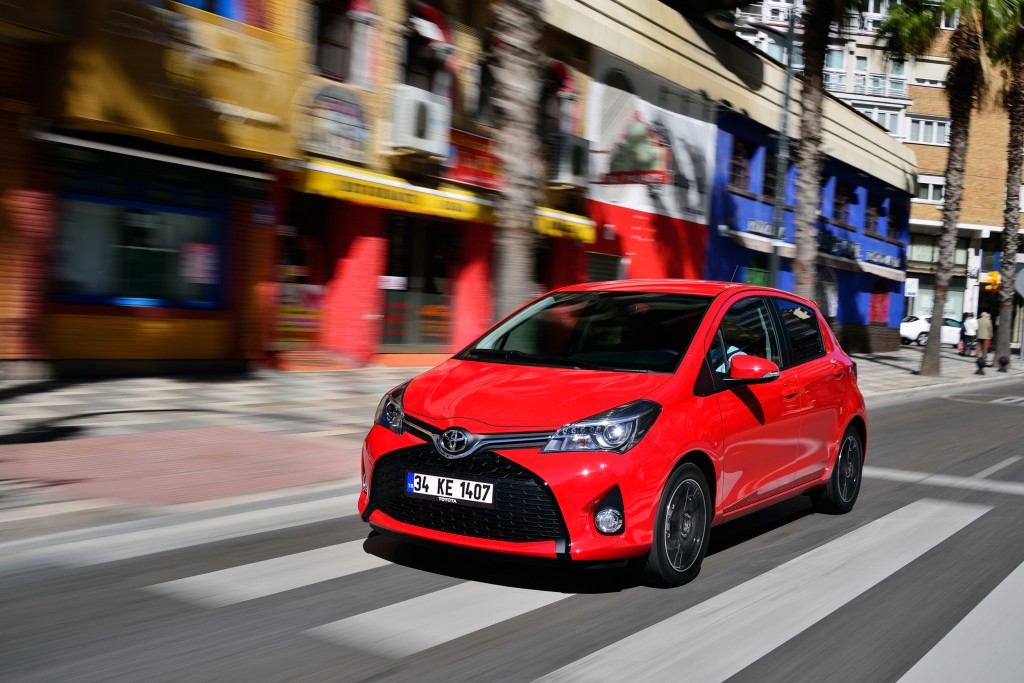 toyota-yaris-testi