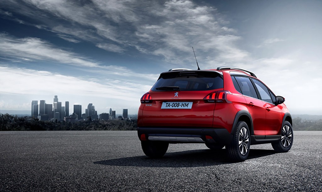 PEUGEOT_2008_02