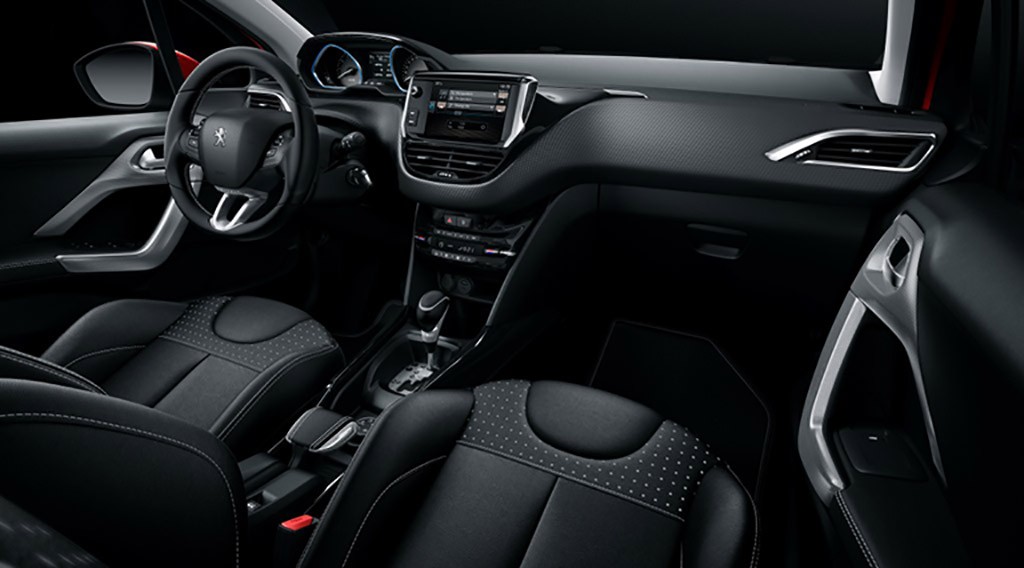 PEUGEOT_2008_04