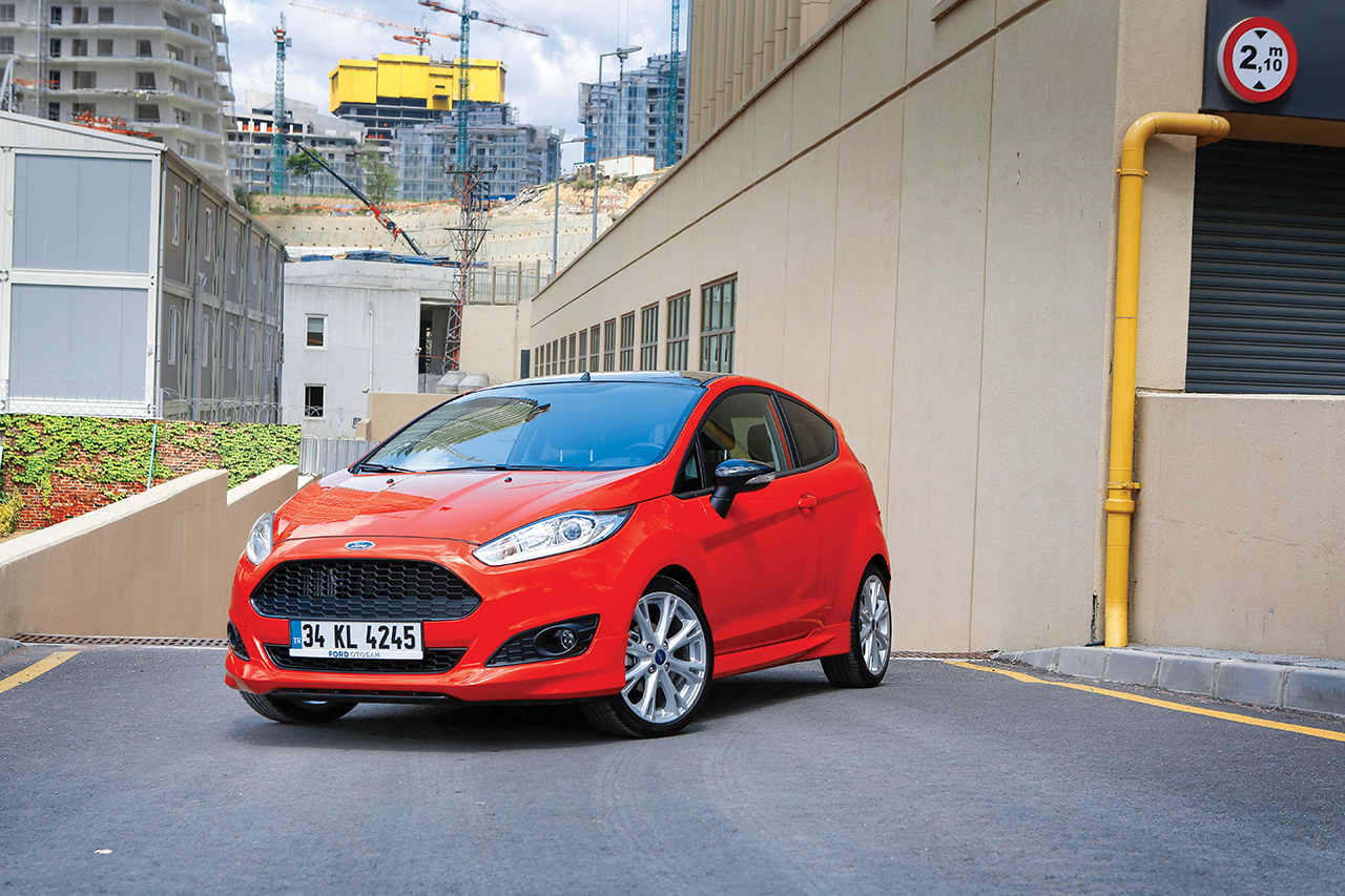 fiesta-red1