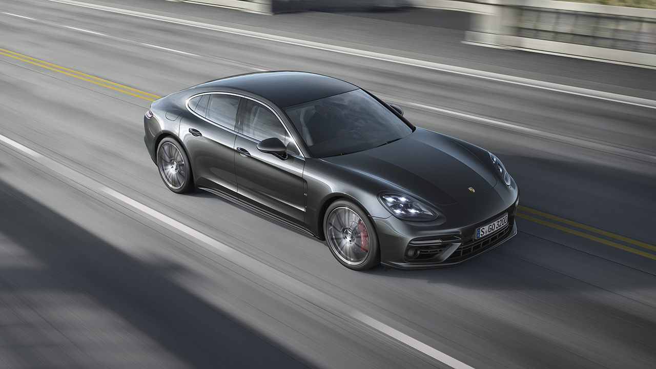 0yeni-panamera