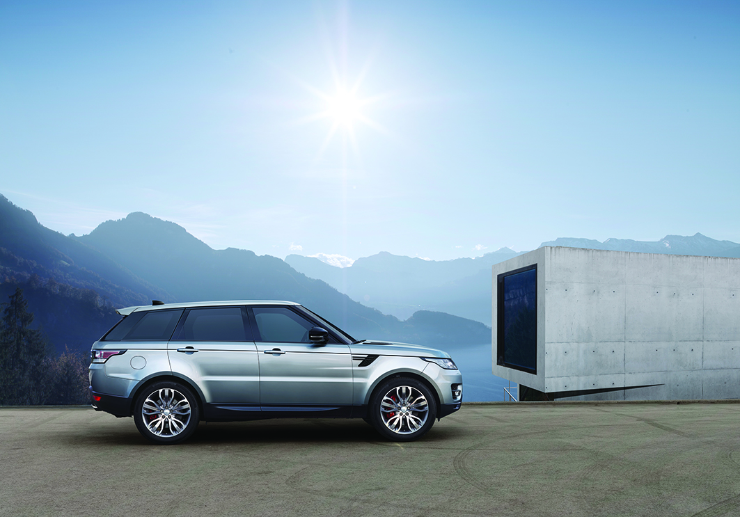 2017 Range Rover Sport exterior (1)