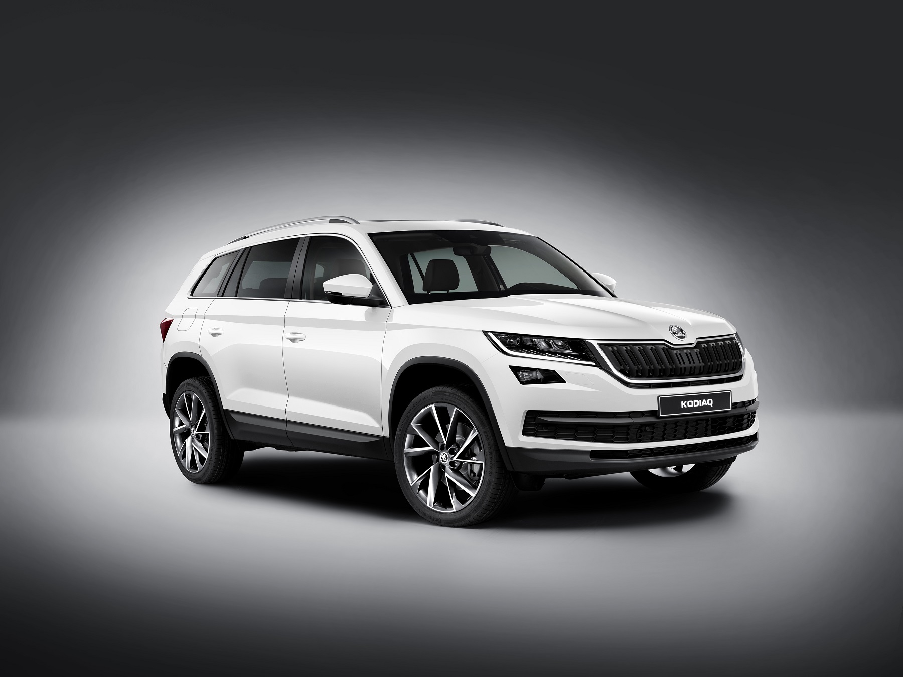 skoda-kodiaq-2017-suv-1