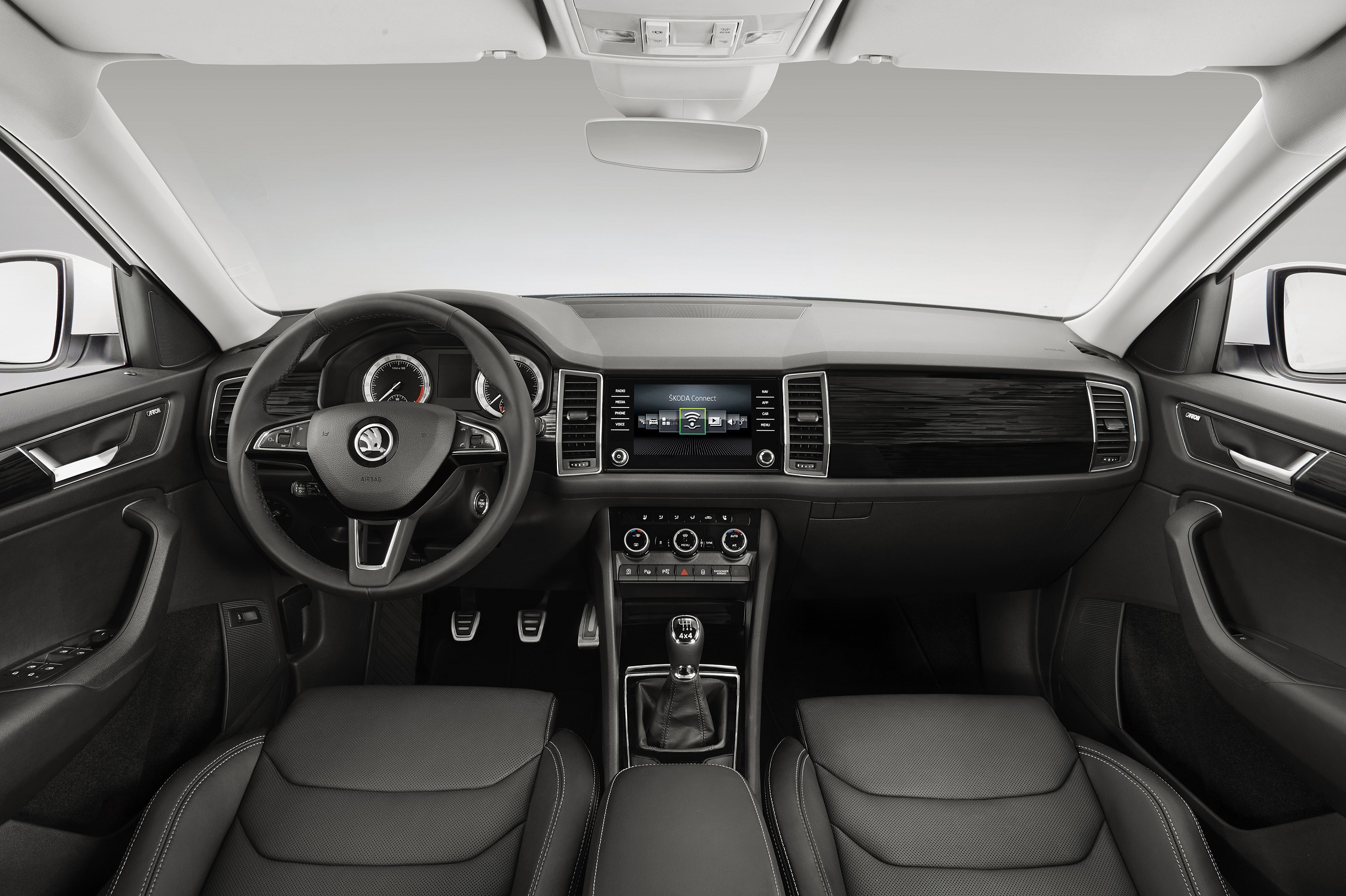 skoda-kodiaq-2017-suv-6