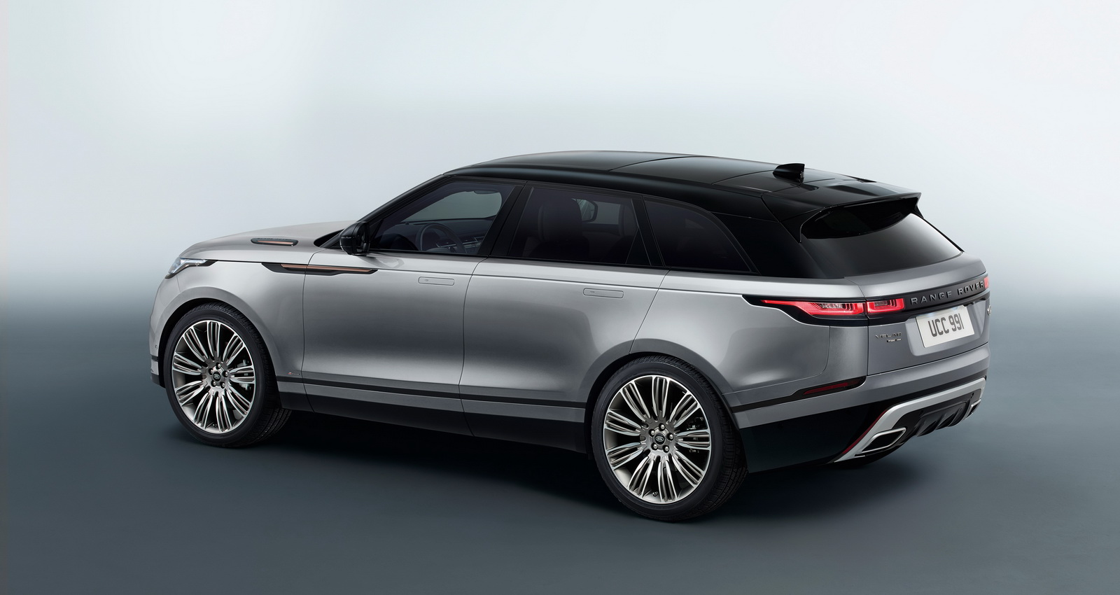 Range Rover Velar “2018 Yılının En İyi Tasarımına Sahip Otomobili” seçildi