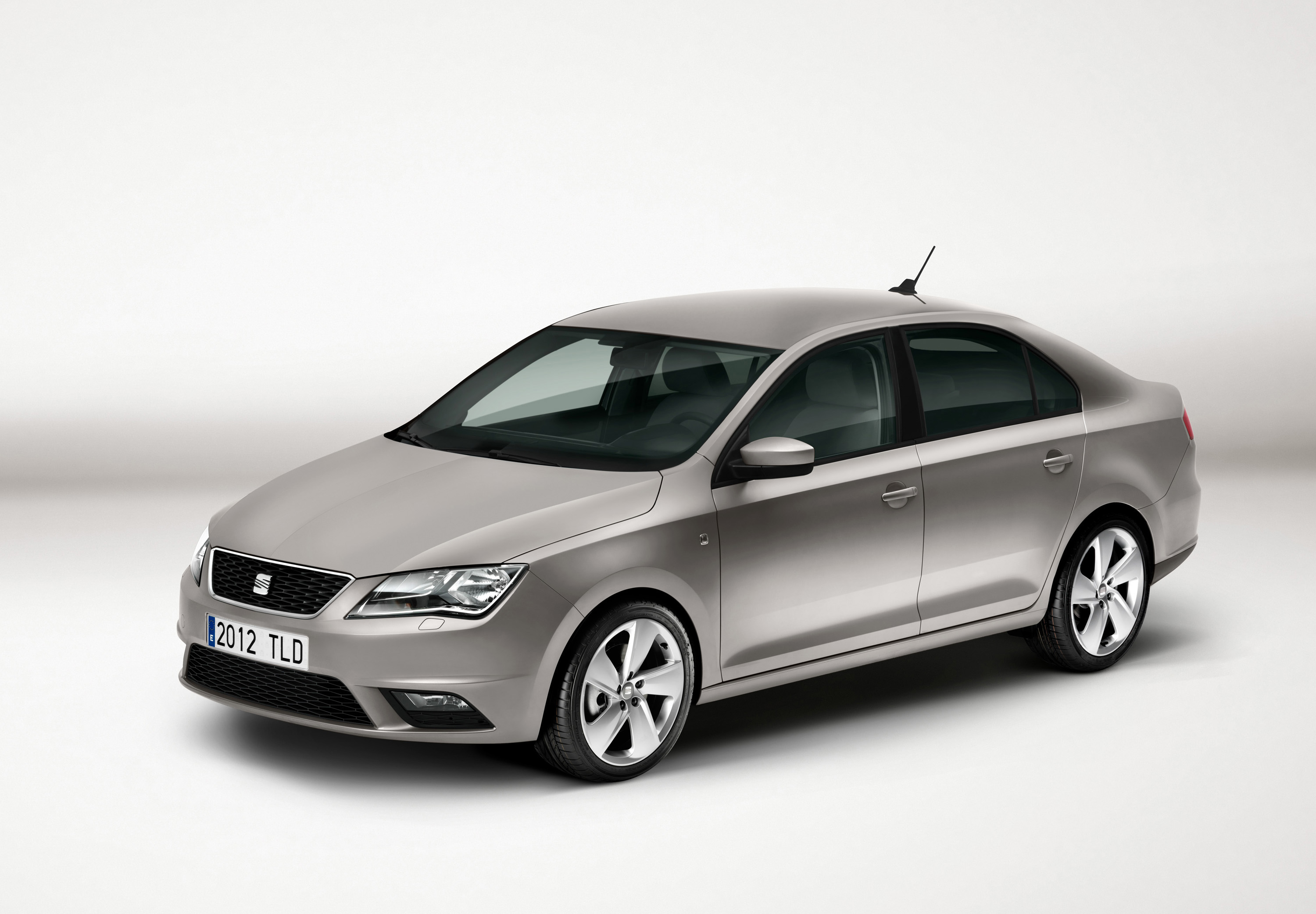 2.EL TEST: SEAT Toledo 1.6 TDI (2011>)
