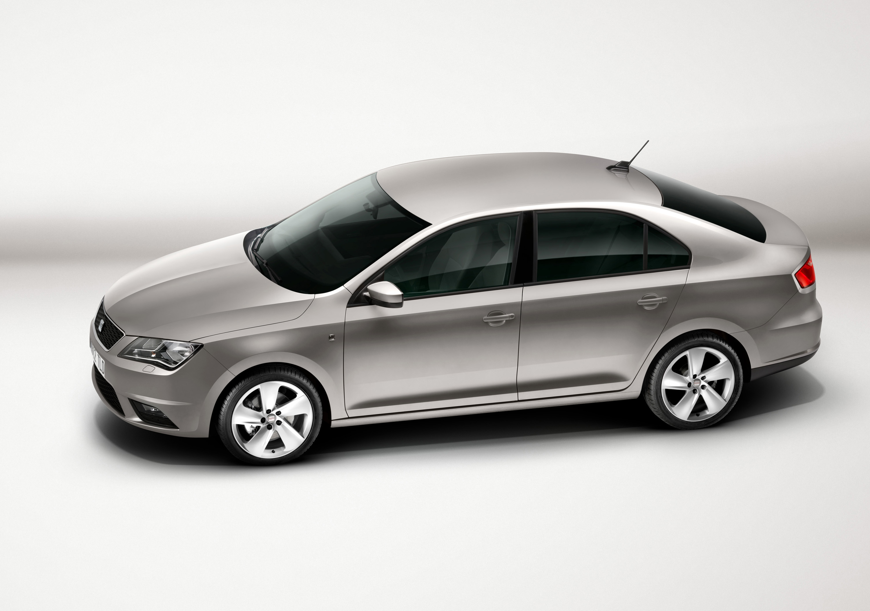 2.EL TEST: SEAT Toledo 1.6 TDI (2011>)