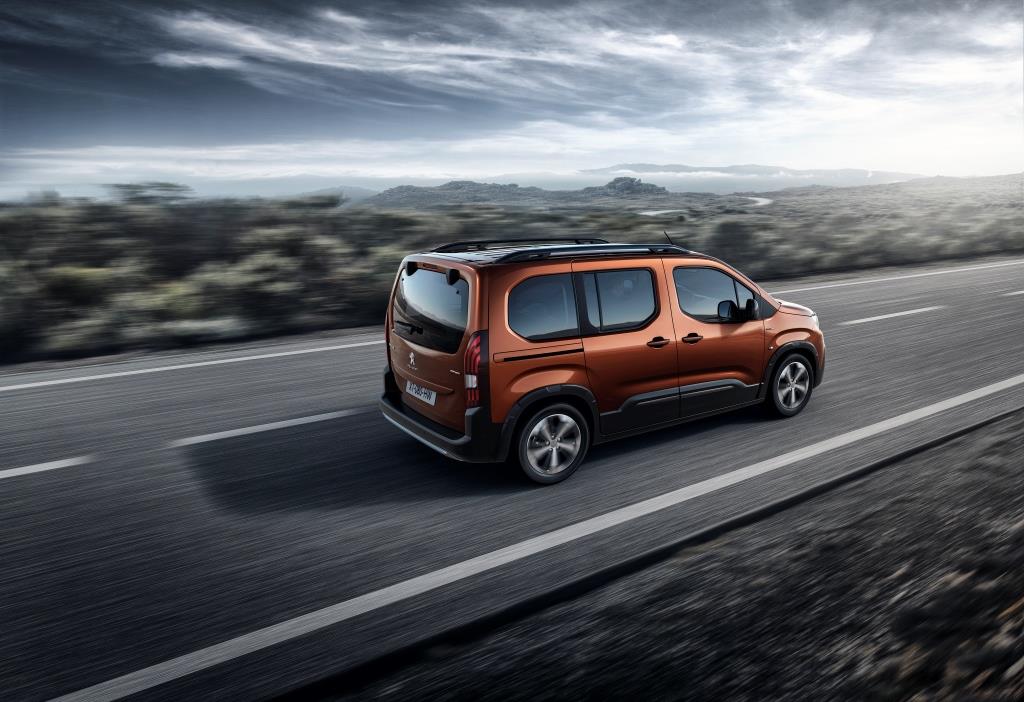 Yeni Peugeot Rifter bambaşka bir bakış açısıyla doğdu