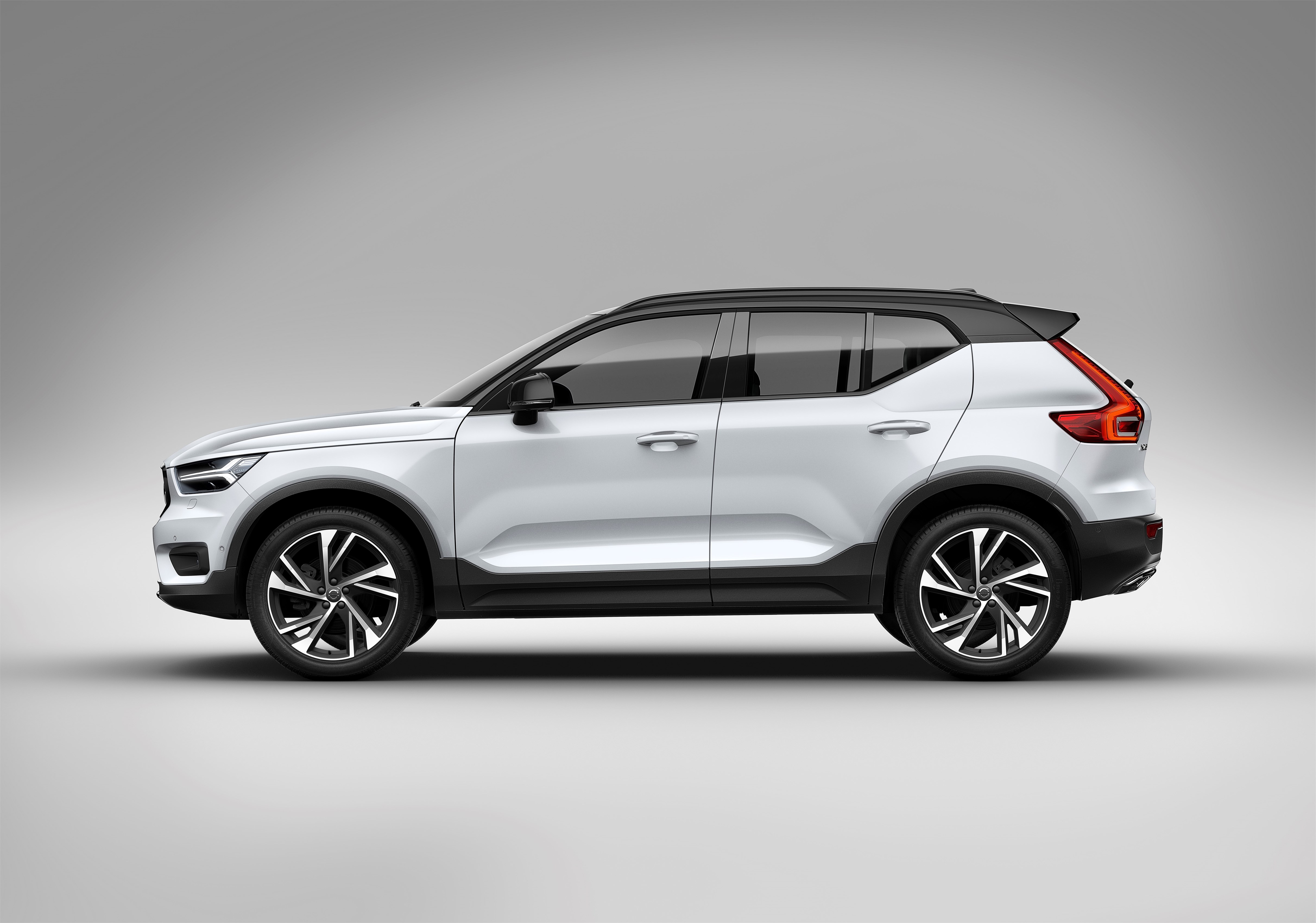 Yeni Volvo XC40, Avrupa’da Yılın Otomobili seçildi