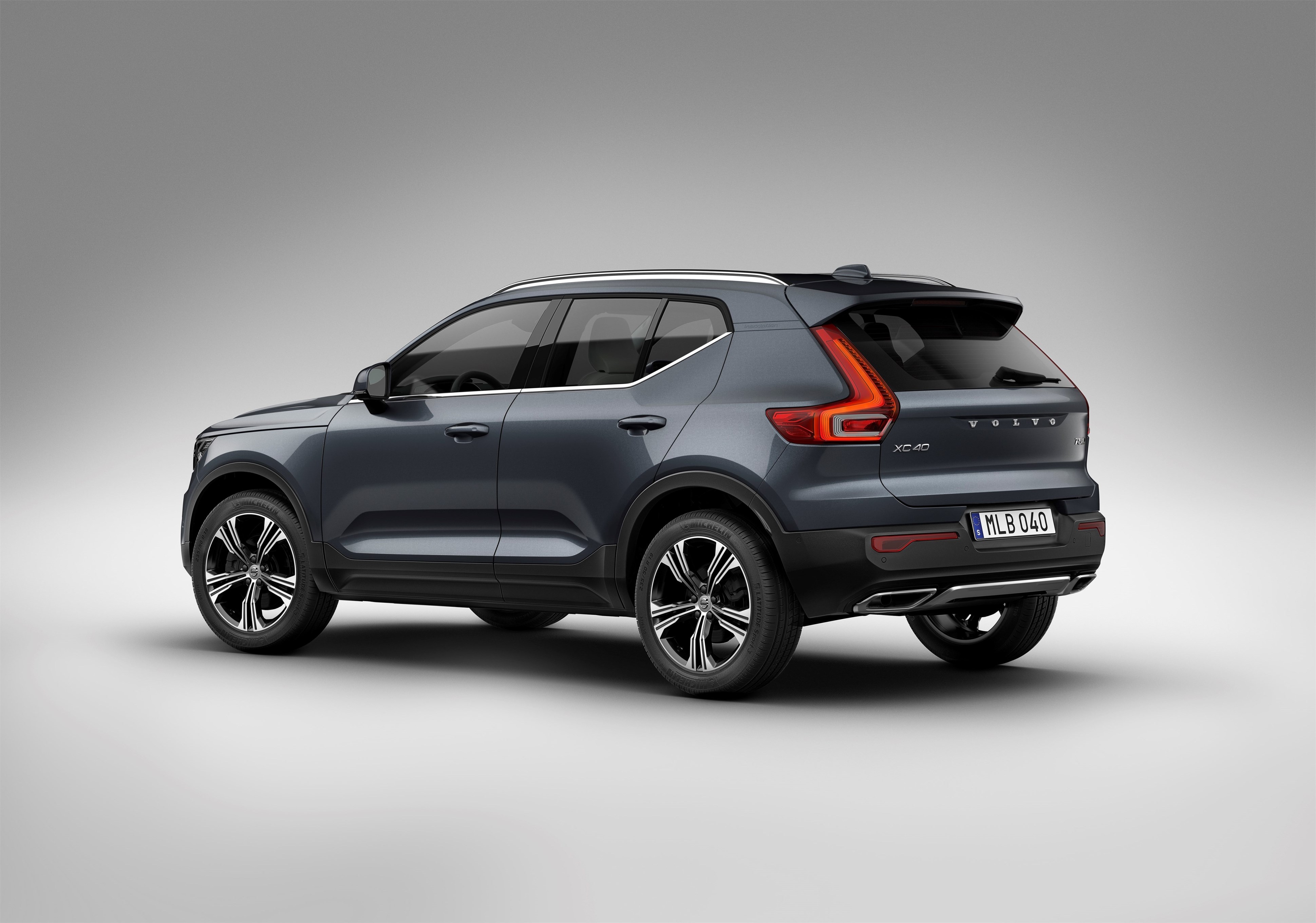 Yeni Volvo XC40, Avrupa’da Yılın Otomobili seçildi