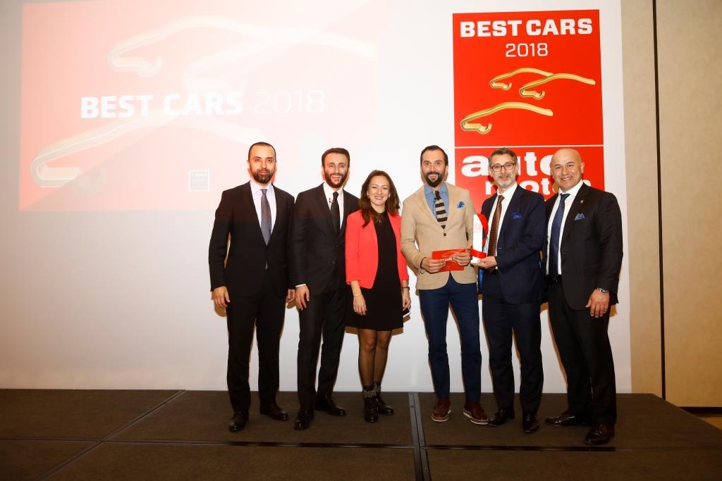 Peugeot 3008 Türkiye’de yılın otomobili seçildi