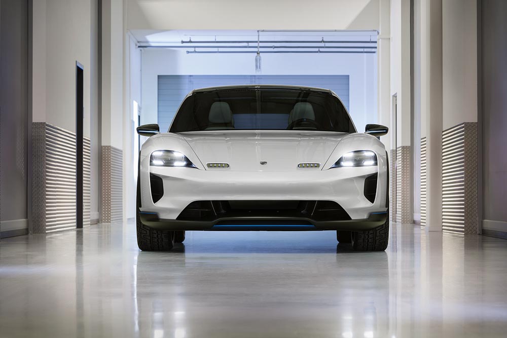 Porsche Mission E Cross Turismo : Porsche’nin elektrikli Crossover’ı