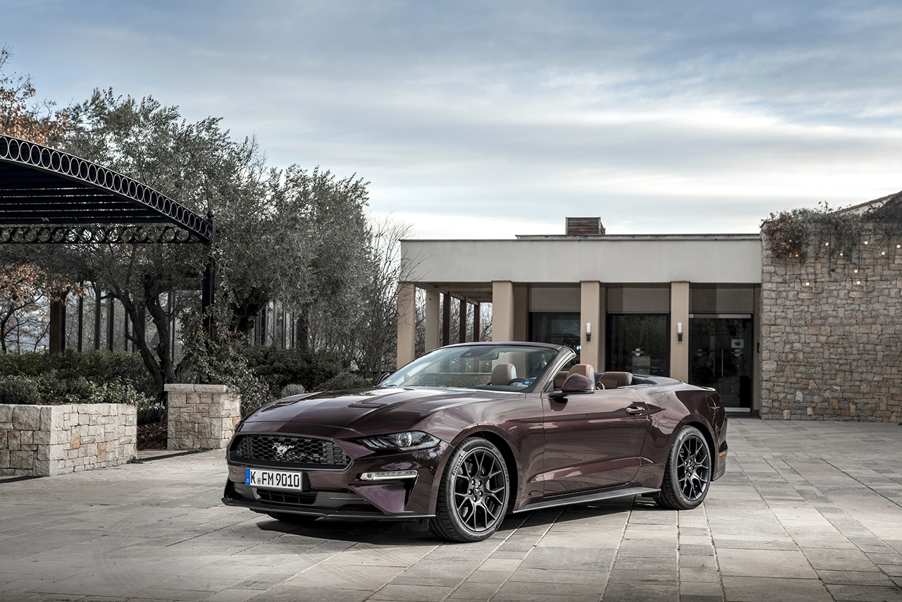 Ford Mustang üst üste 3. kez dünyanın en çok tercih edilen spor otomobili oldu