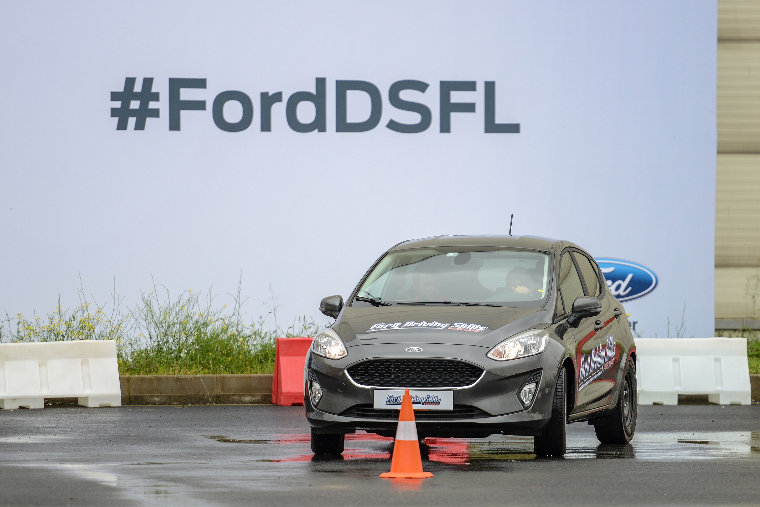 Sürüş becerilerinizi geliştirmek isteyenler, Ford Sürüş Akademisi’ndeydi