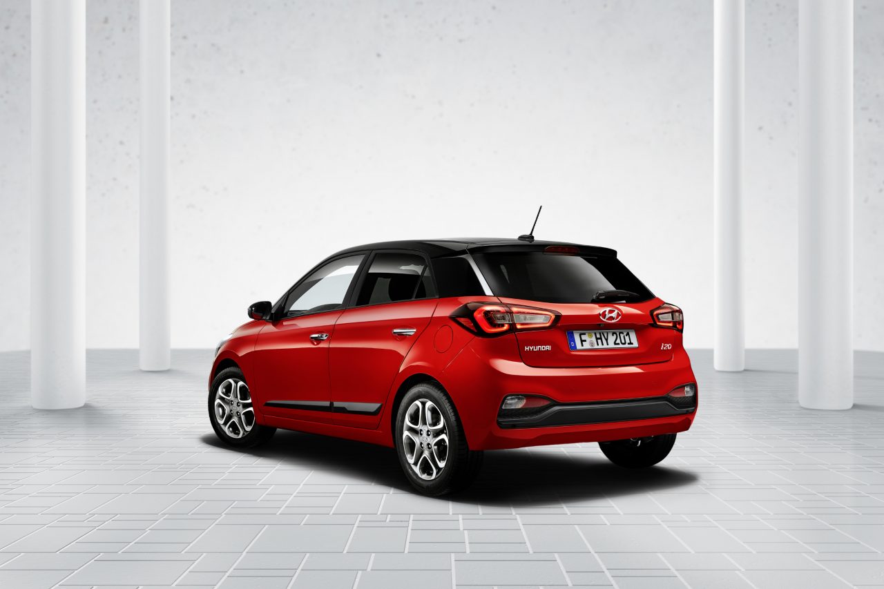 Makyajlı Hyundai i20 geliyor