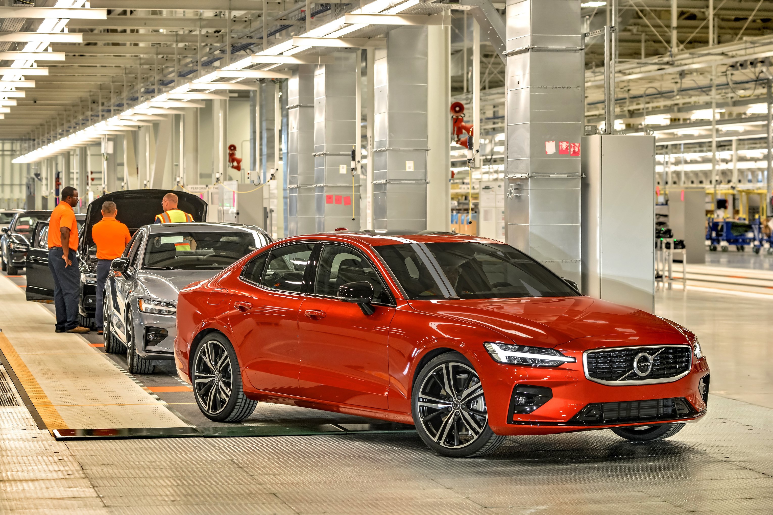 Yeni Volvo S60 (2019) dengeleri değiştirecek!