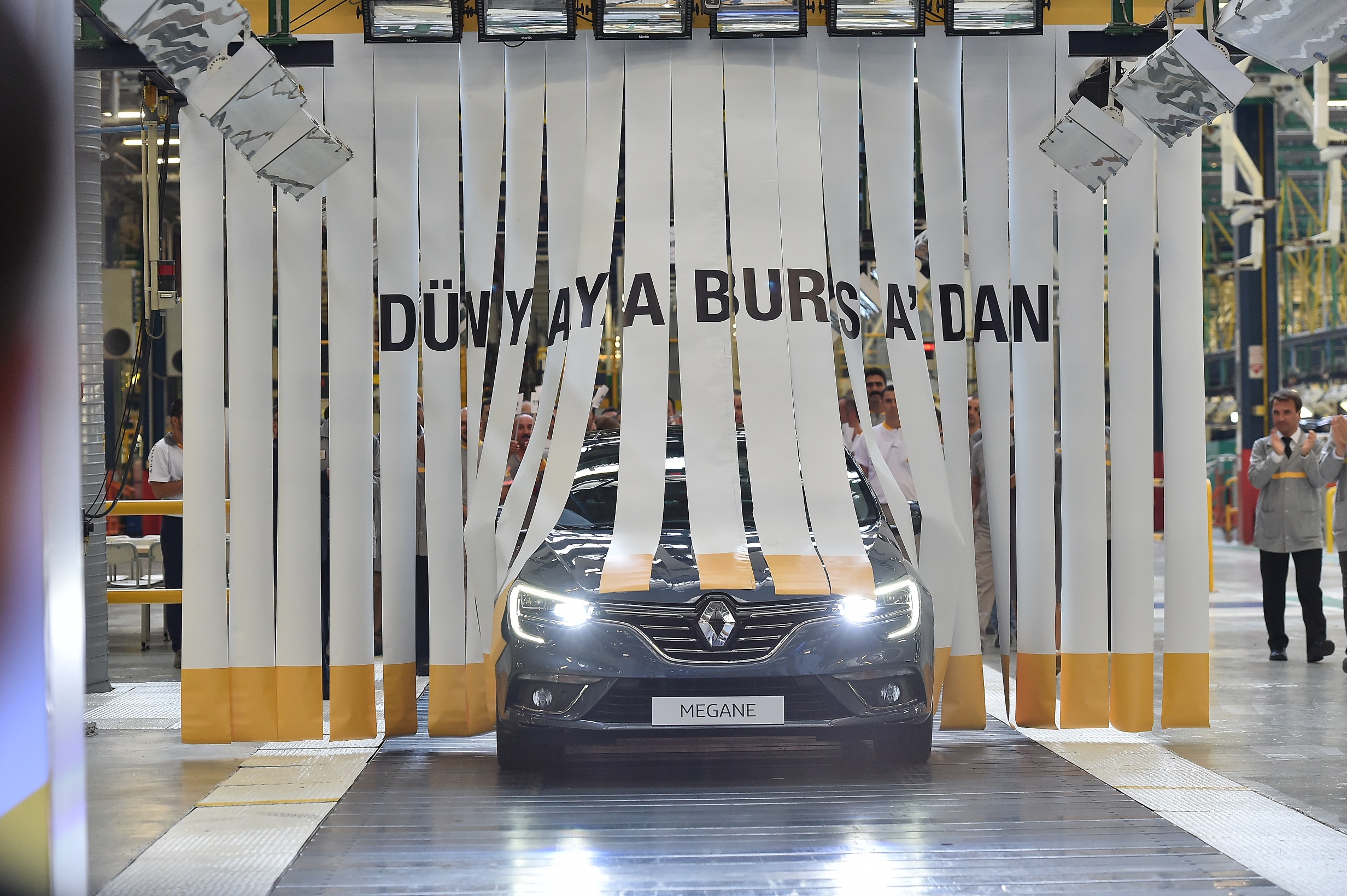 OYAK ve Renault Grubu Türkiye’deki ortaklıklarını yeniledi