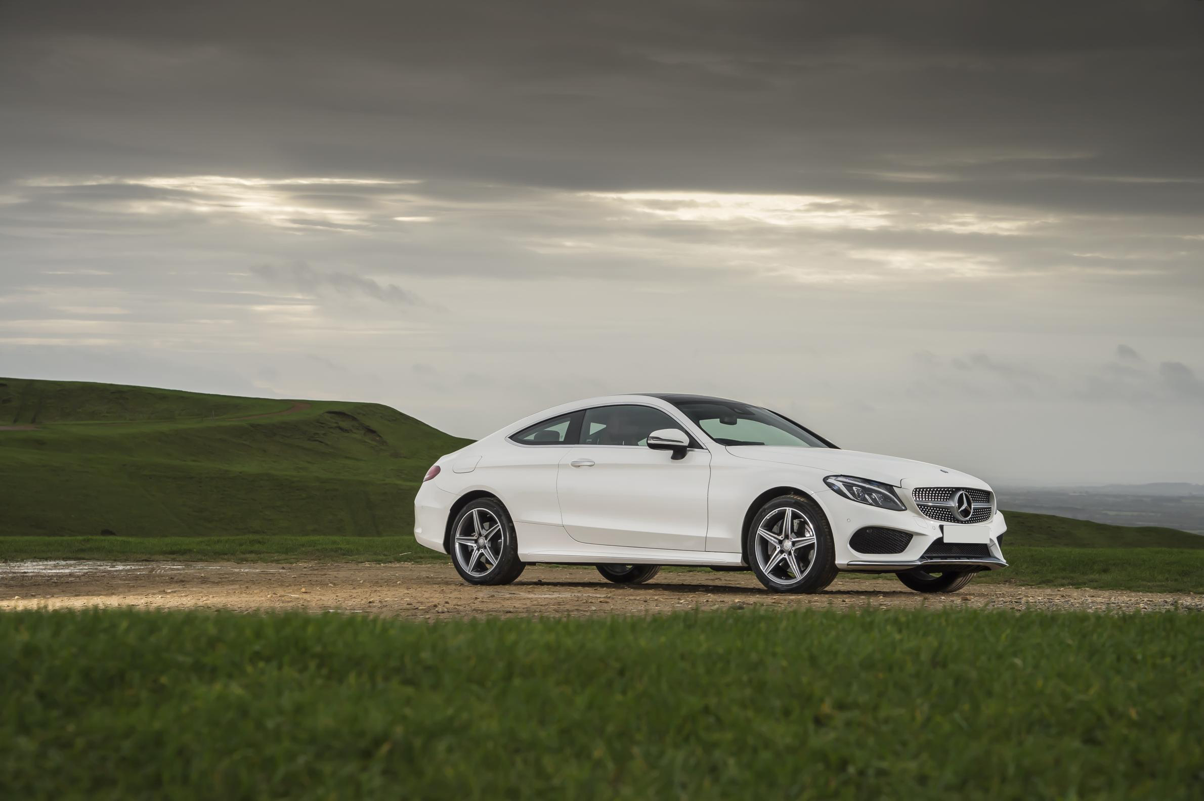 TEST: BMW 418i mi, Mercedes-Benz C 180 Coupe mi?