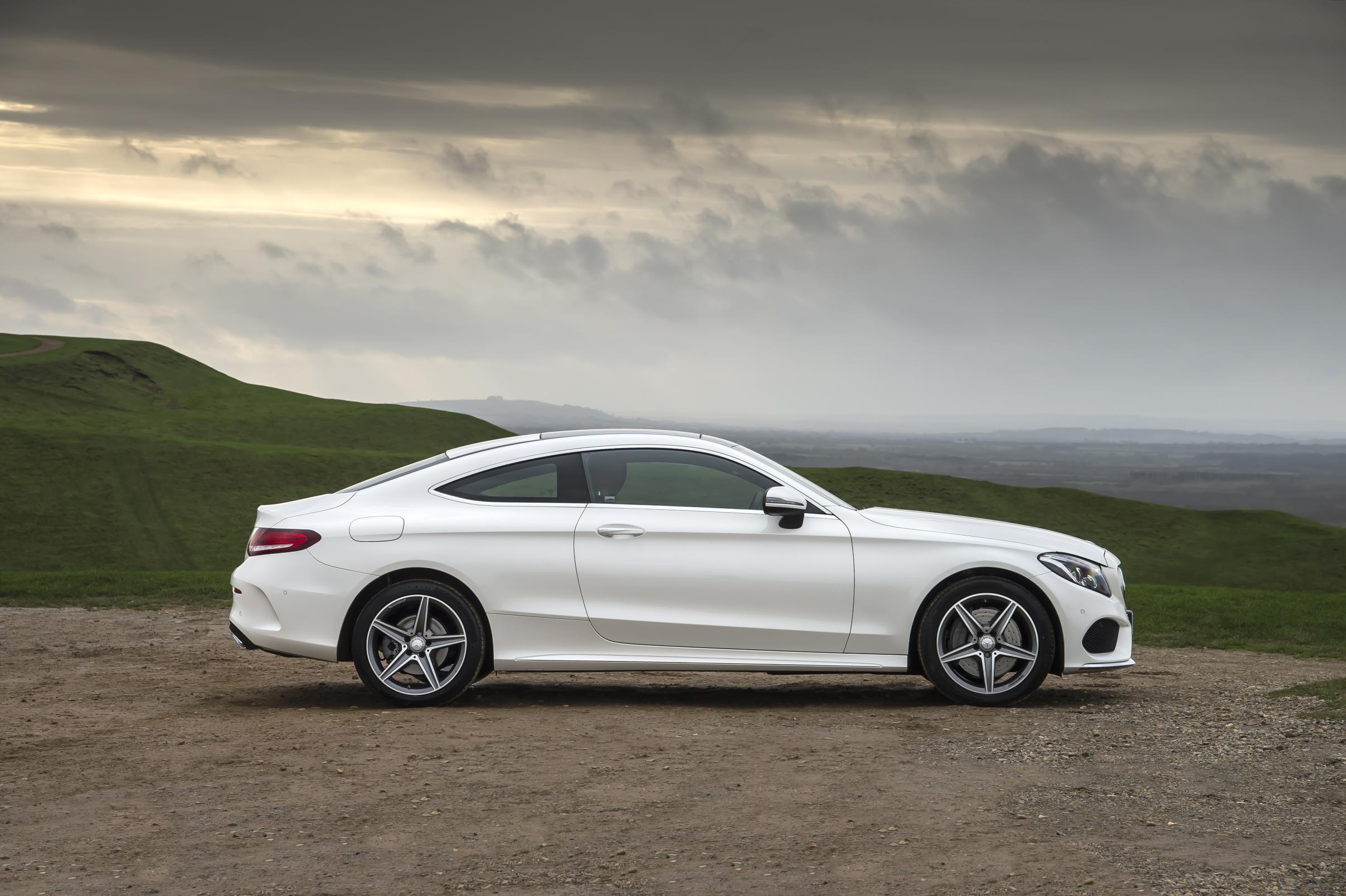 TEST: BMW 418i mi, Mercedes-Benz C 180 Coupe mi?