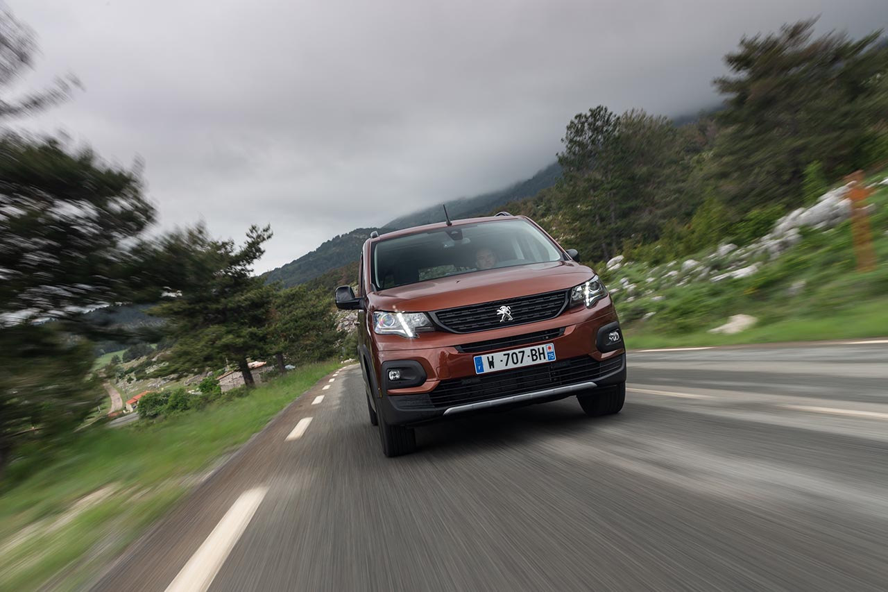 Yeni Peugeot Rifter tüm detaylarıyla karşınızda… Ne zaman gelecek?