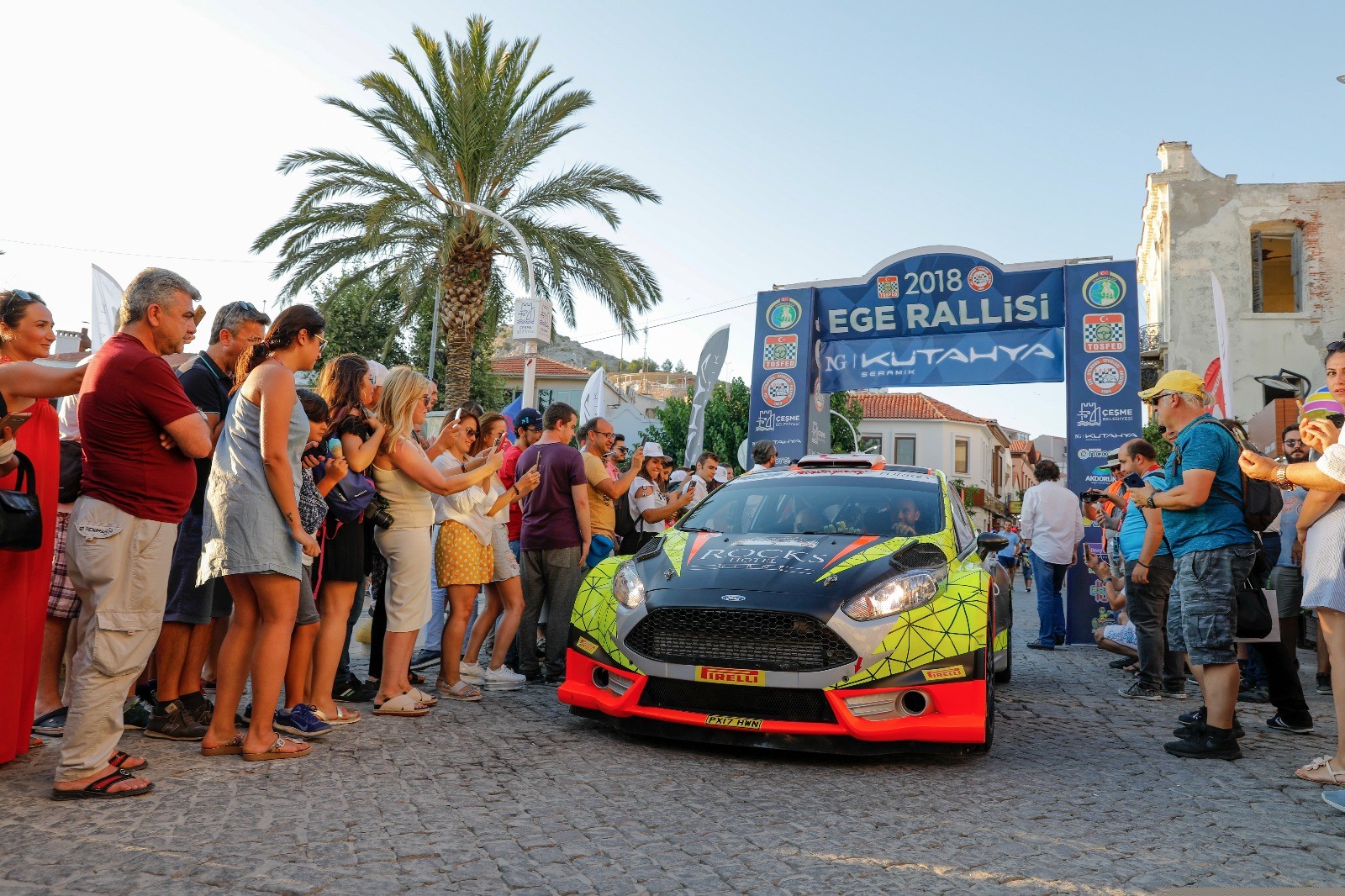 Ford MotorSport Türkiye, Ege Rallisi’nde fırtınalar estirdi