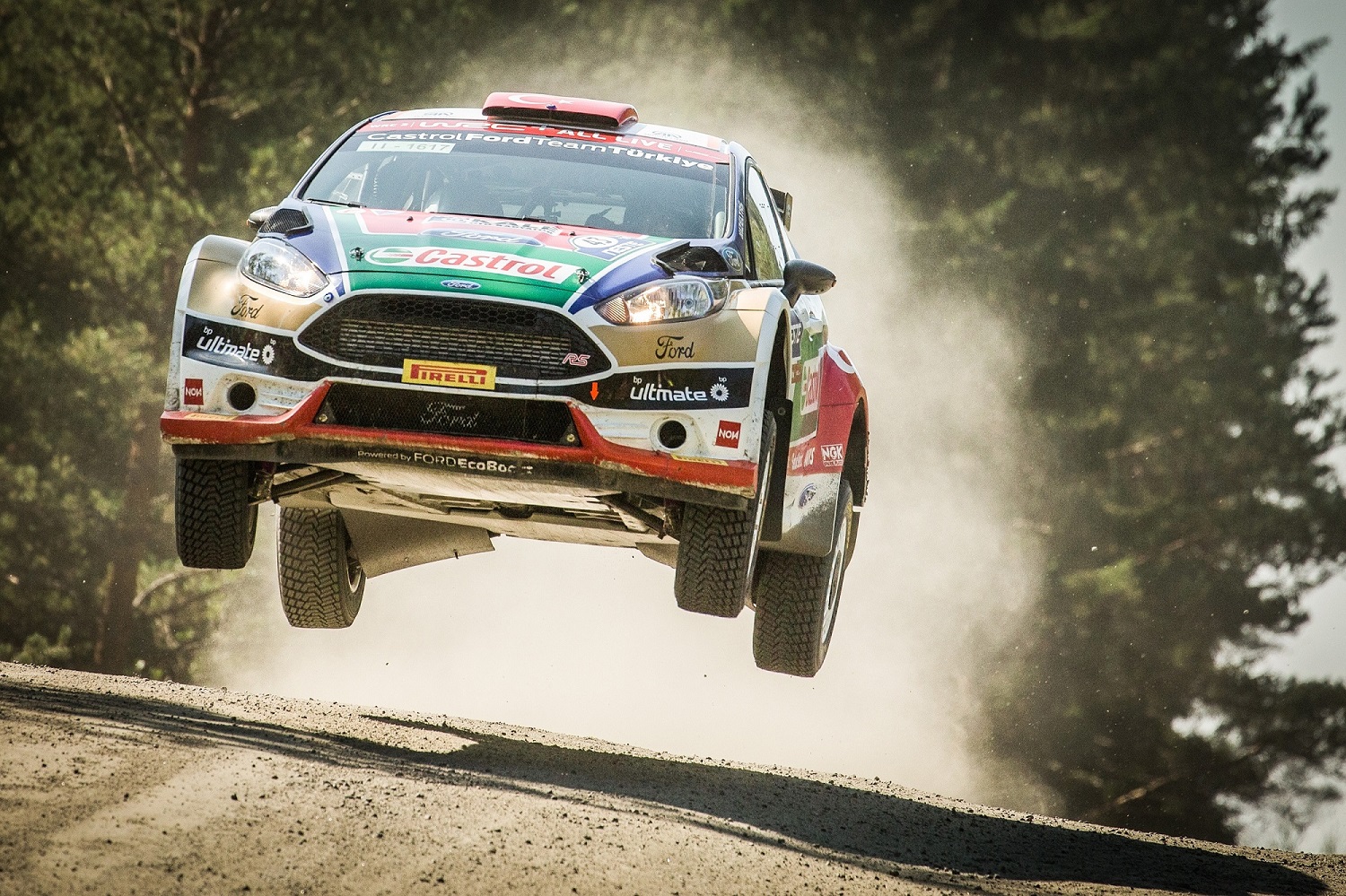 Castrol Ford Team Türkiye, Dünya Ralli Şampiyonası’nın efsane rallisi Finlandiya’da Türkiye’yi gururla temsil etti