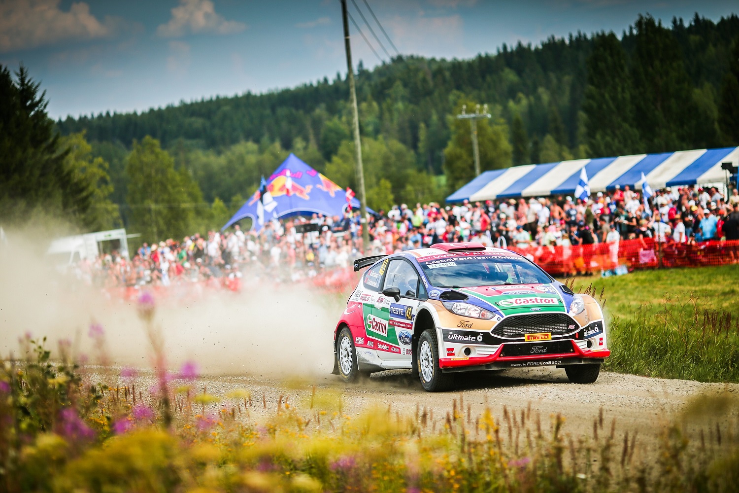 Castrol Ford Team Türkiye, Dünya Ralli Şampiyonası’nın efsane rallisi Finlandiya’da Türkiye’yi gururla temsil etti