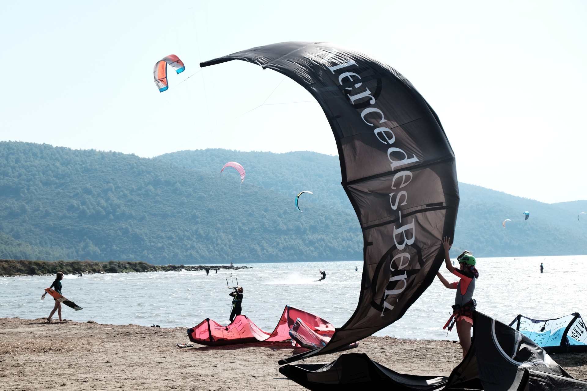 Kiteboard meraklıları, Mercedes ayrıcalığıyla Akyaka’da buluşuyor