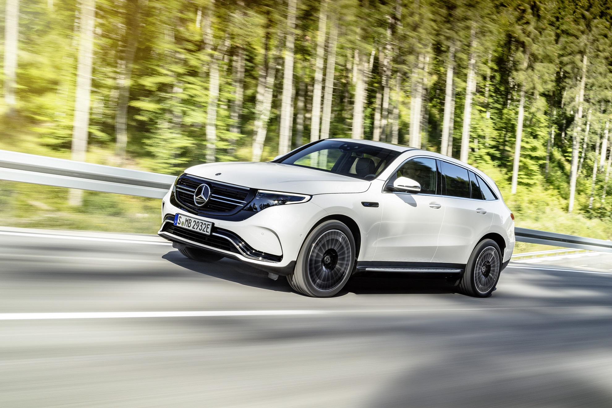 Mercedes-Benz’den Paris çıkarması!