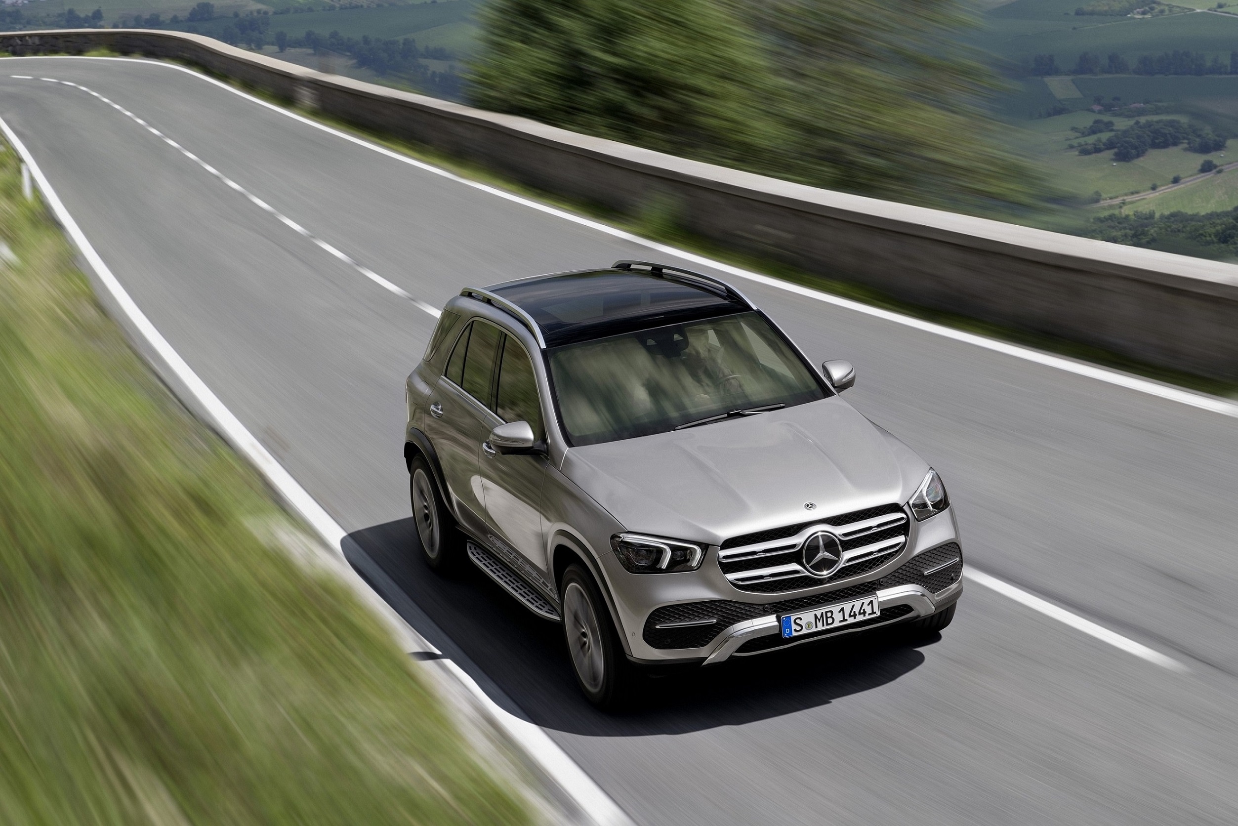 Mercedes-Benz’den Paris çıkarması!
