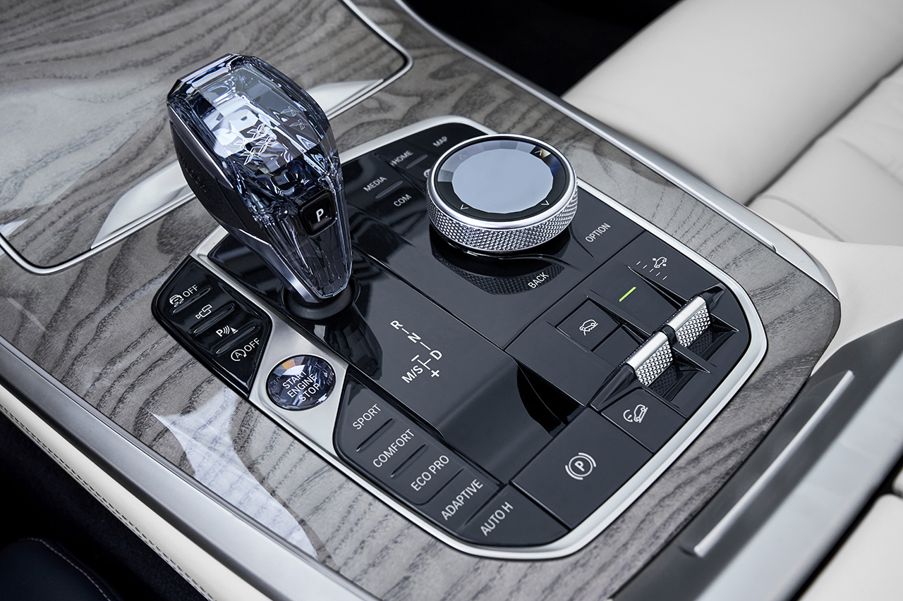 BMW X7 ne zaman çıkacak? Beklenen an geldi. BMW X7 tanıtıldı!