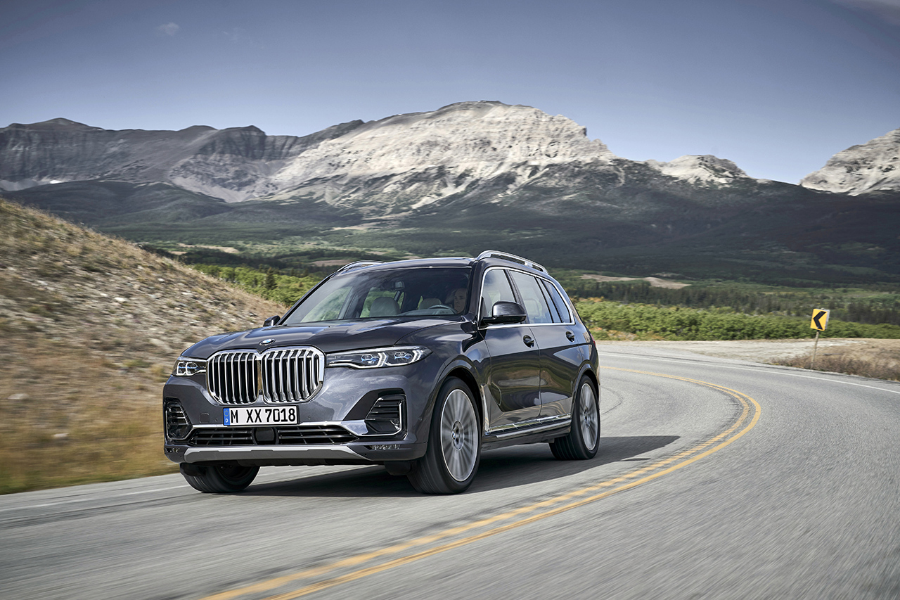 BMW X7 ne zaman çıkacak? Beklenen an geldi. BMW X7 tanıtıldı!