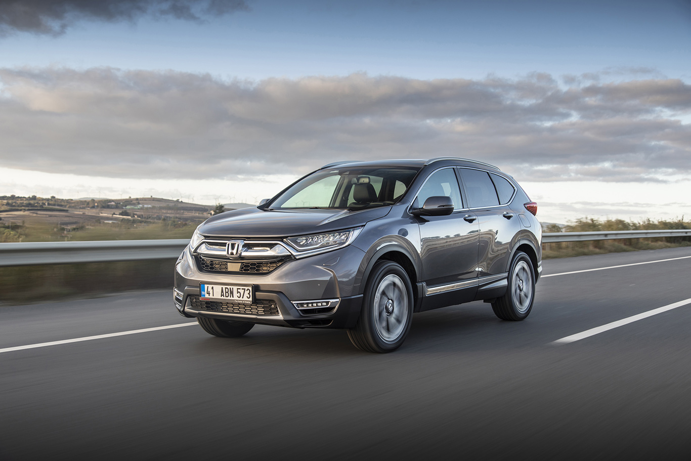 Yeni Honda CR-V Türkiye’de! İşte fiyatları…