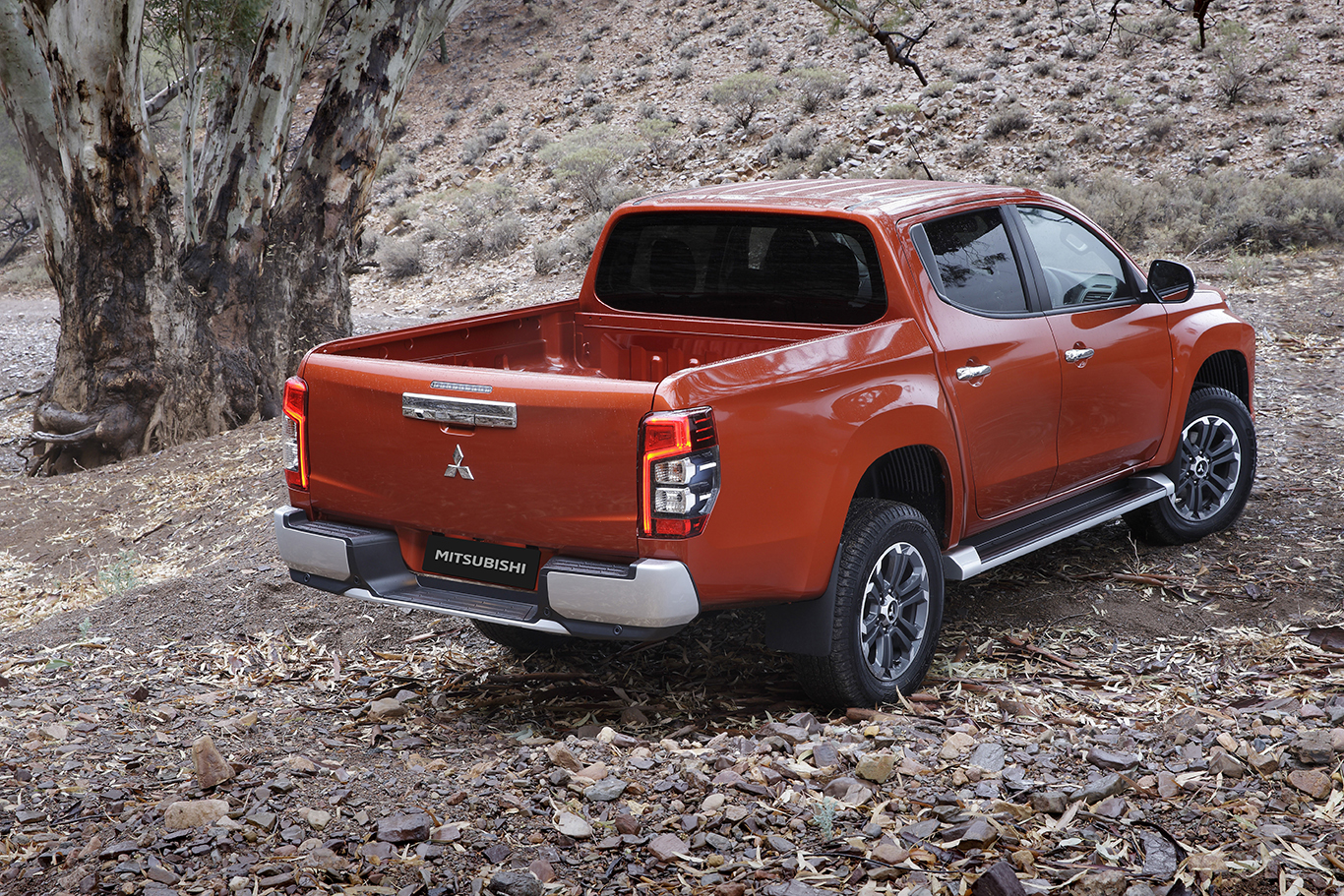 Yeni Mitsubishi L200 tanıtıldı. Yeni Mitsubishi L200’ün özellikleri neler?