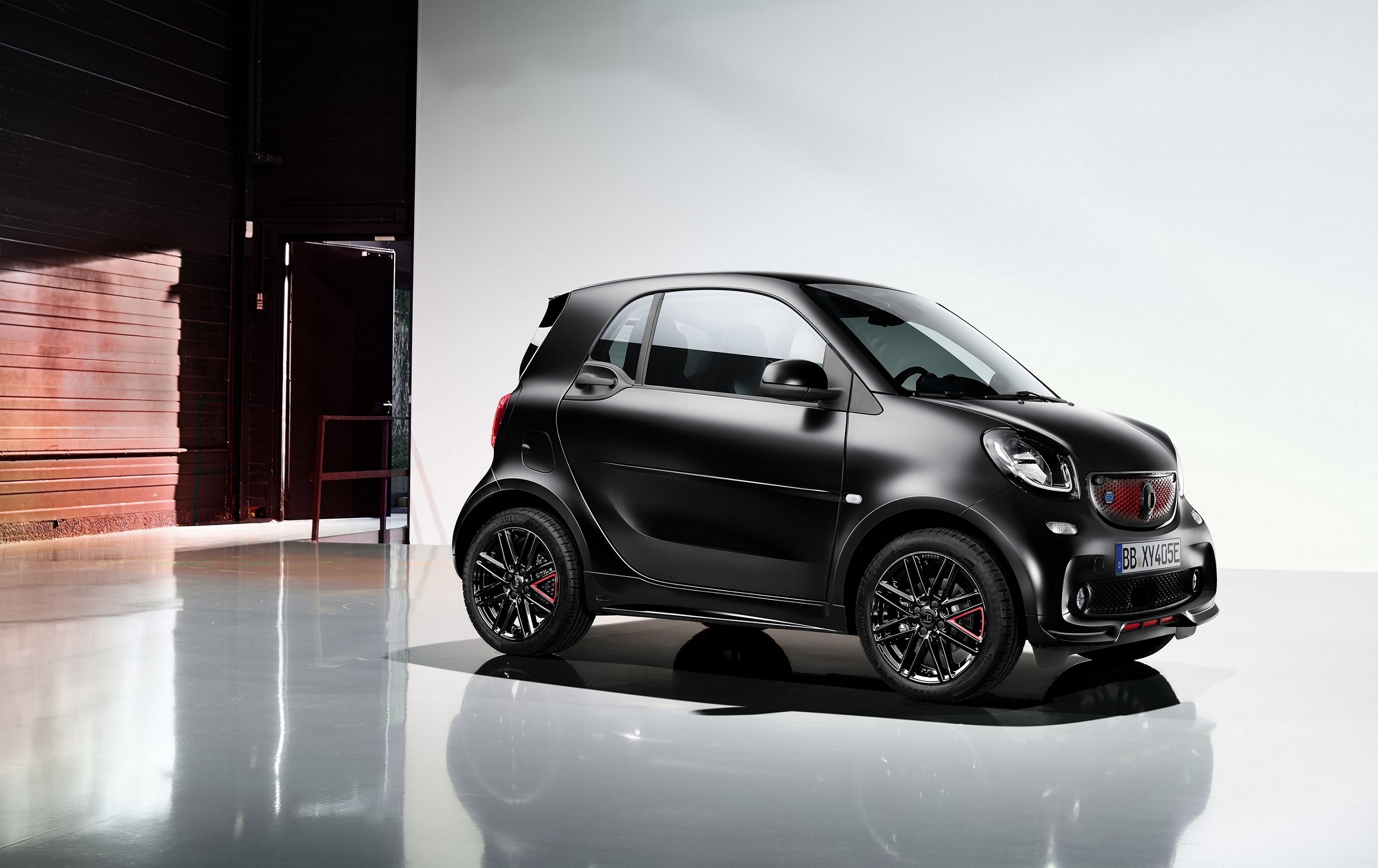 Elektrikli yeni smart EQ Türkiye’de