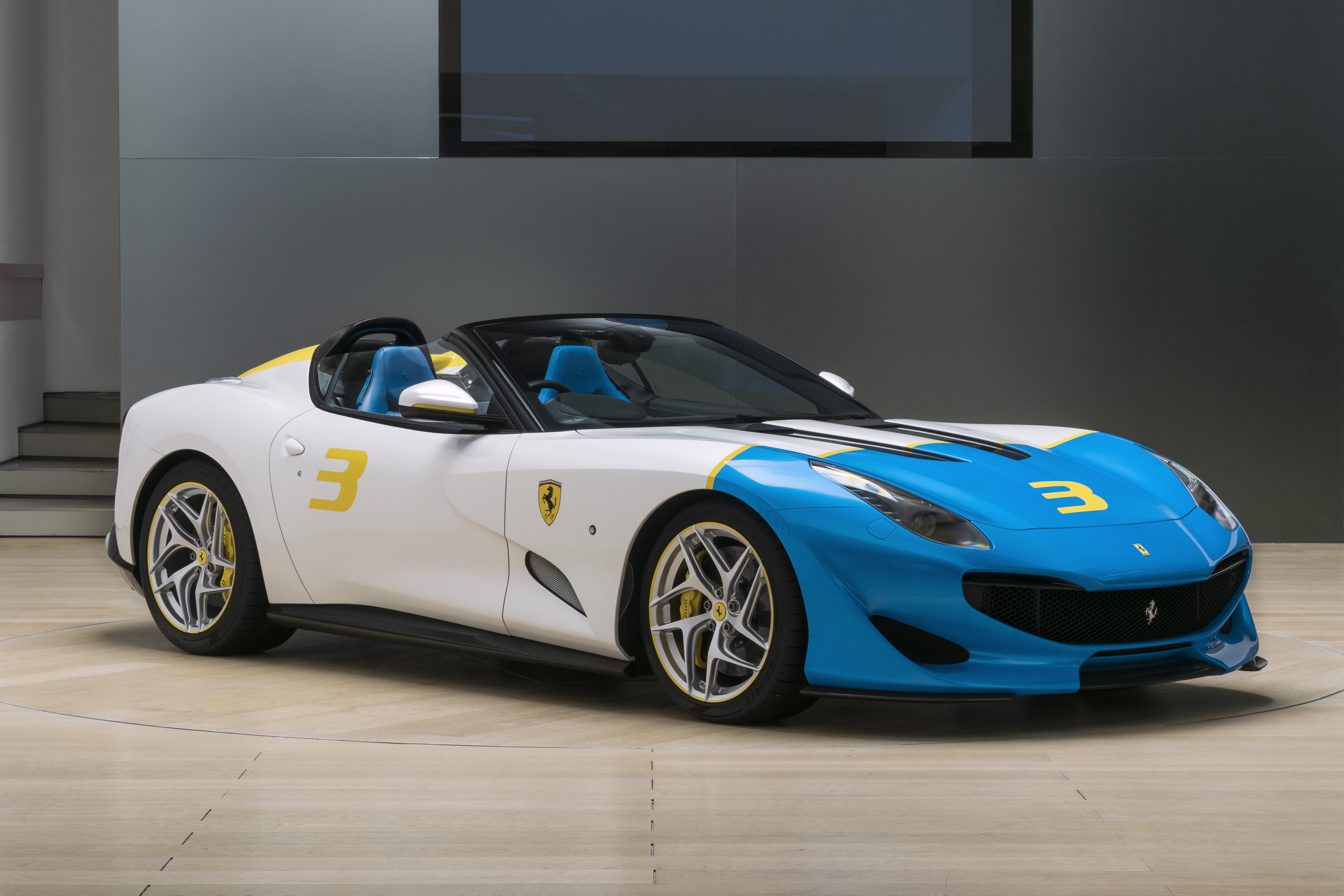 Ferrari’den 780 beygirlik yepyeni roadster