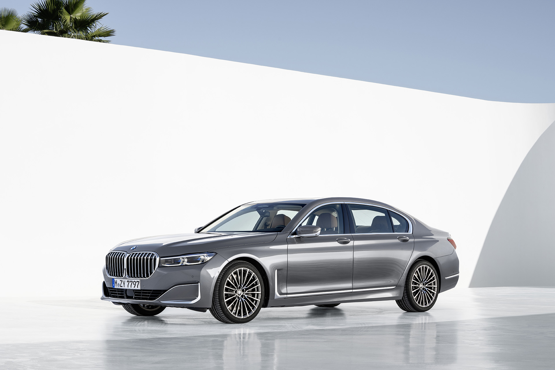 BMW’nin amiral gemisi 7 Serisi (2019) yenilendi