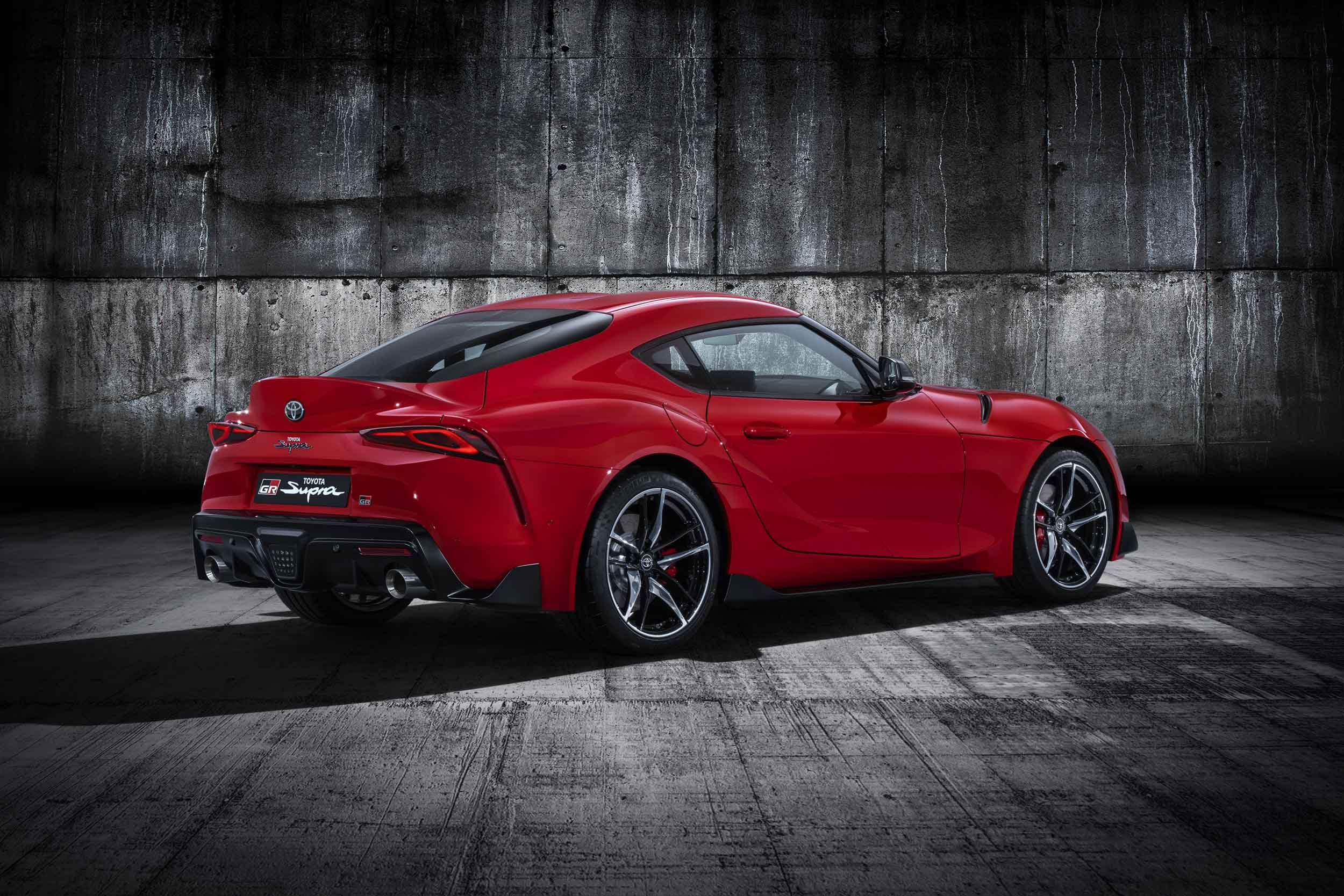 Toyota Supra 17 yıl aradan sonra geri döndü