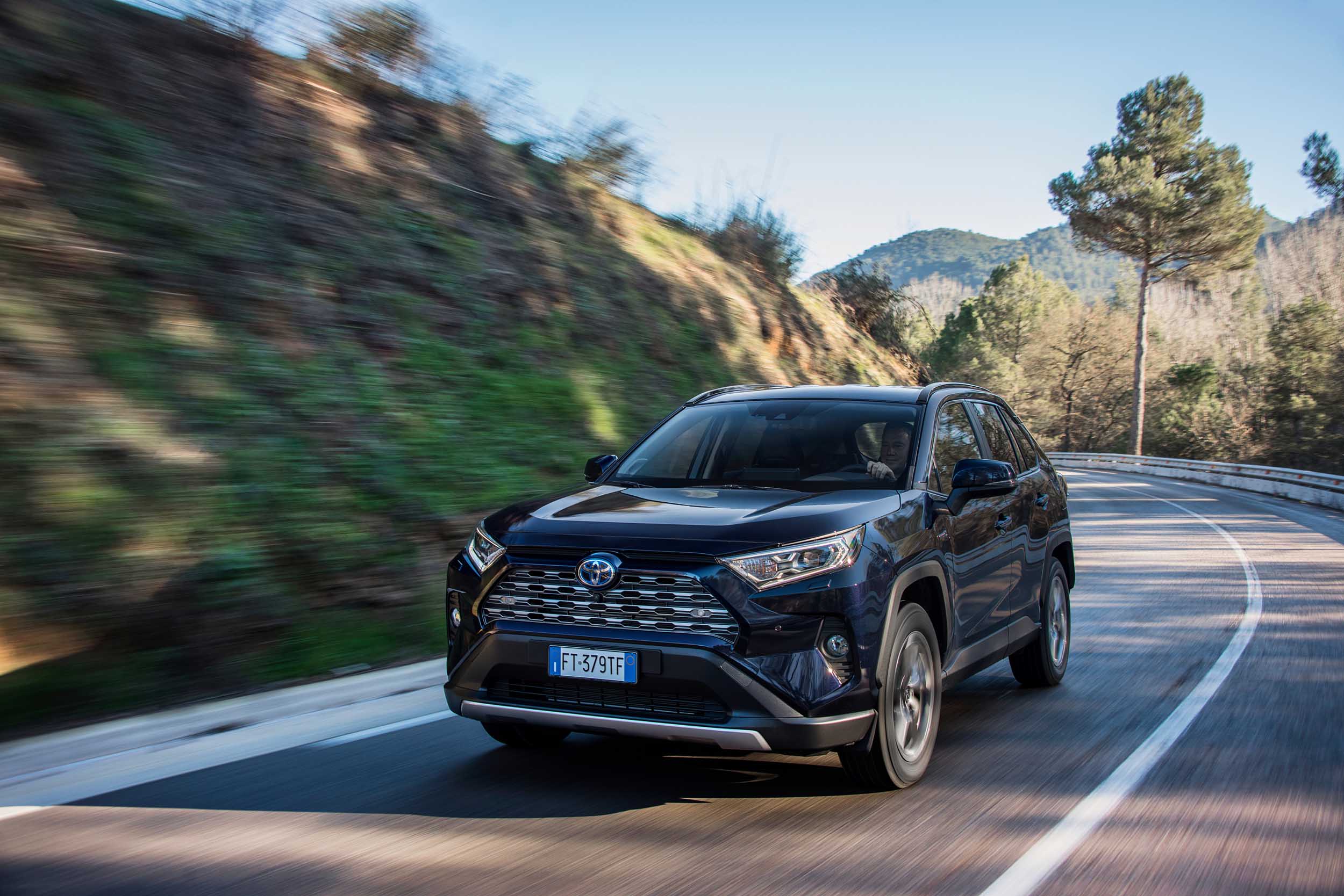 Yeni Toyota RAV4 ne zaman çıkıyor… İşte karşınızda!
