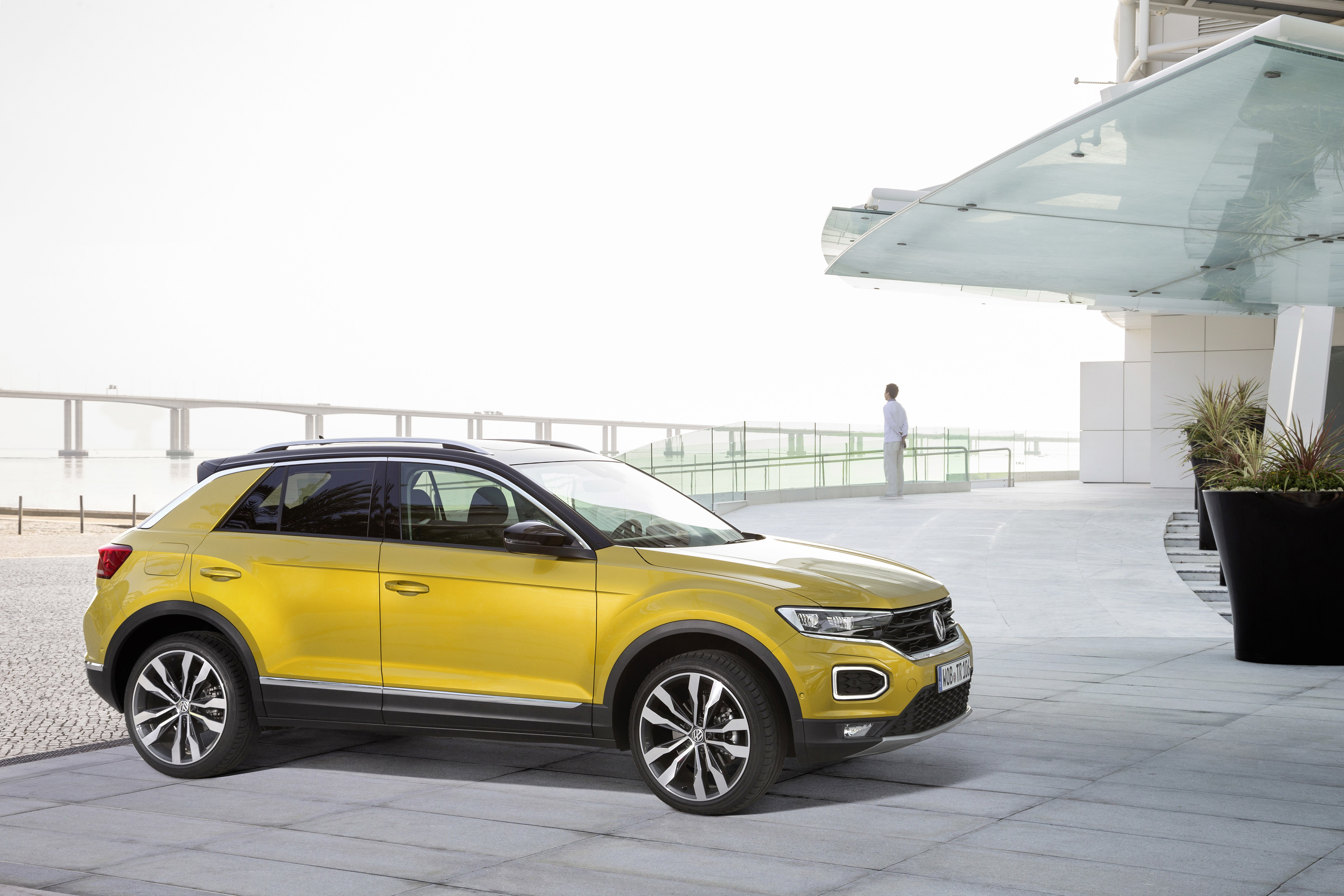Volkwagen’in yeni SUV’u T-Roc Türkiye’de