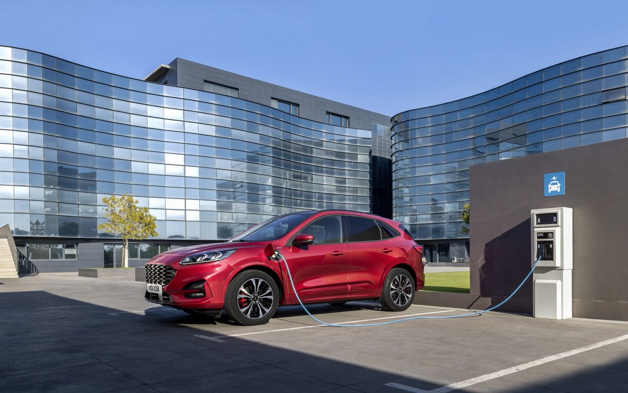 Ford, 16 elektrikli araç ile geliyor