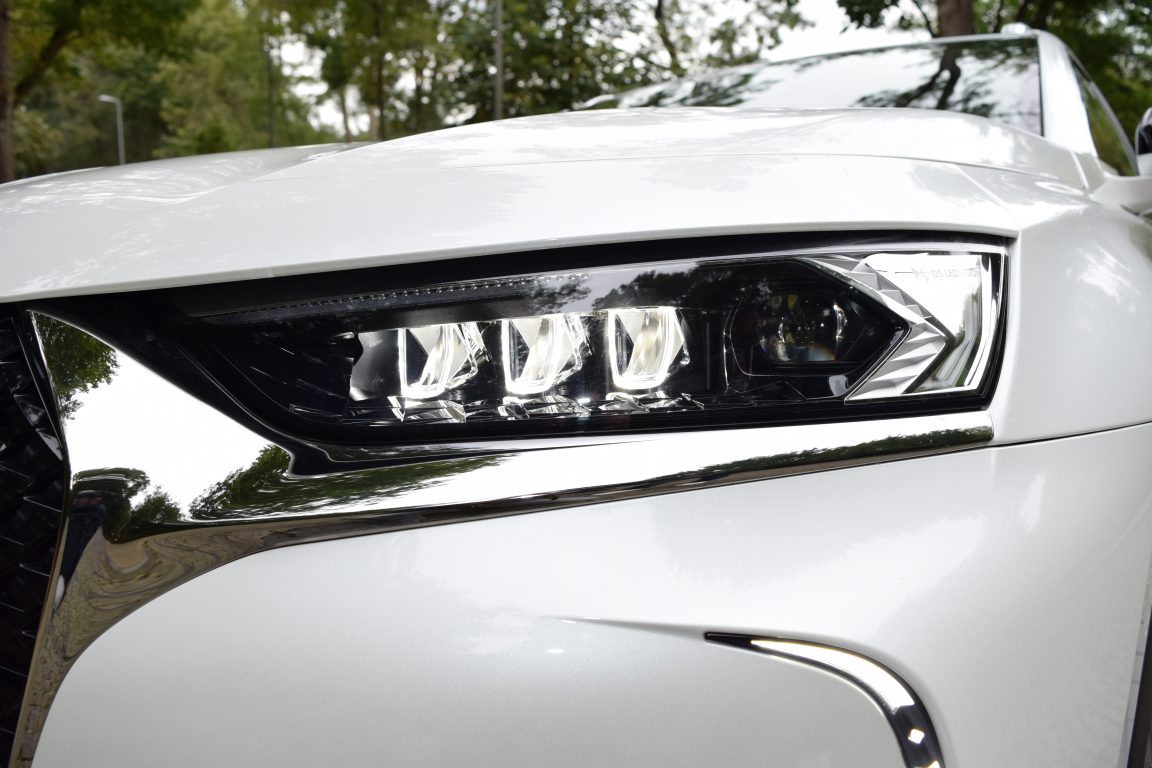 TEST: DS7 Crossback 1.6 PureTech 225
