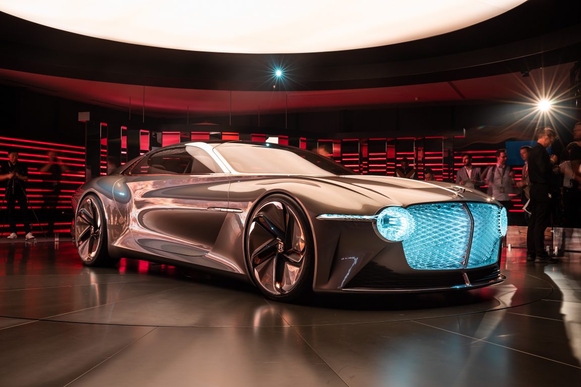 BENTLEY, EXP 100 GT konseptiyle 100.yıla damgasını vuruyor