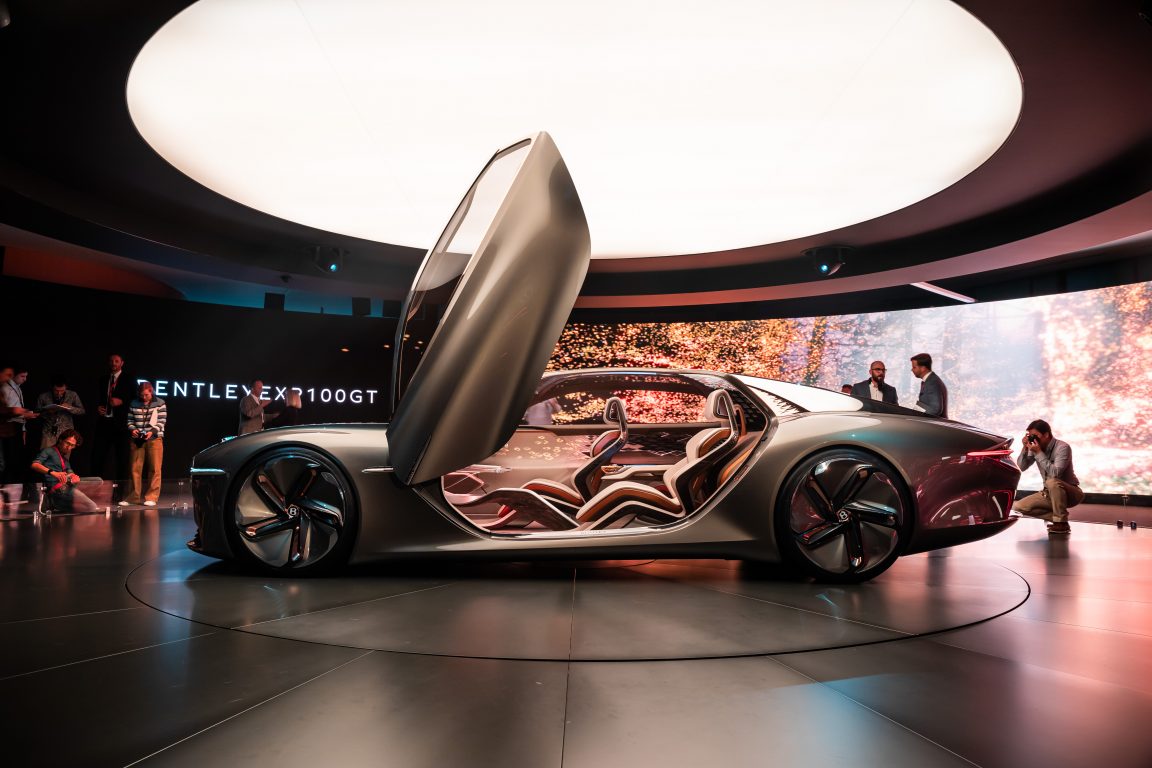 BENTLEY, EXP 100 GT konseptiyle 100.yıla damgasını vuruyor