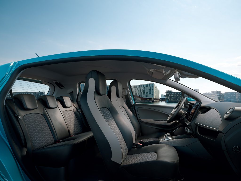 Yeni Renault ZOE, %100 elektrikle 390 km yapacak